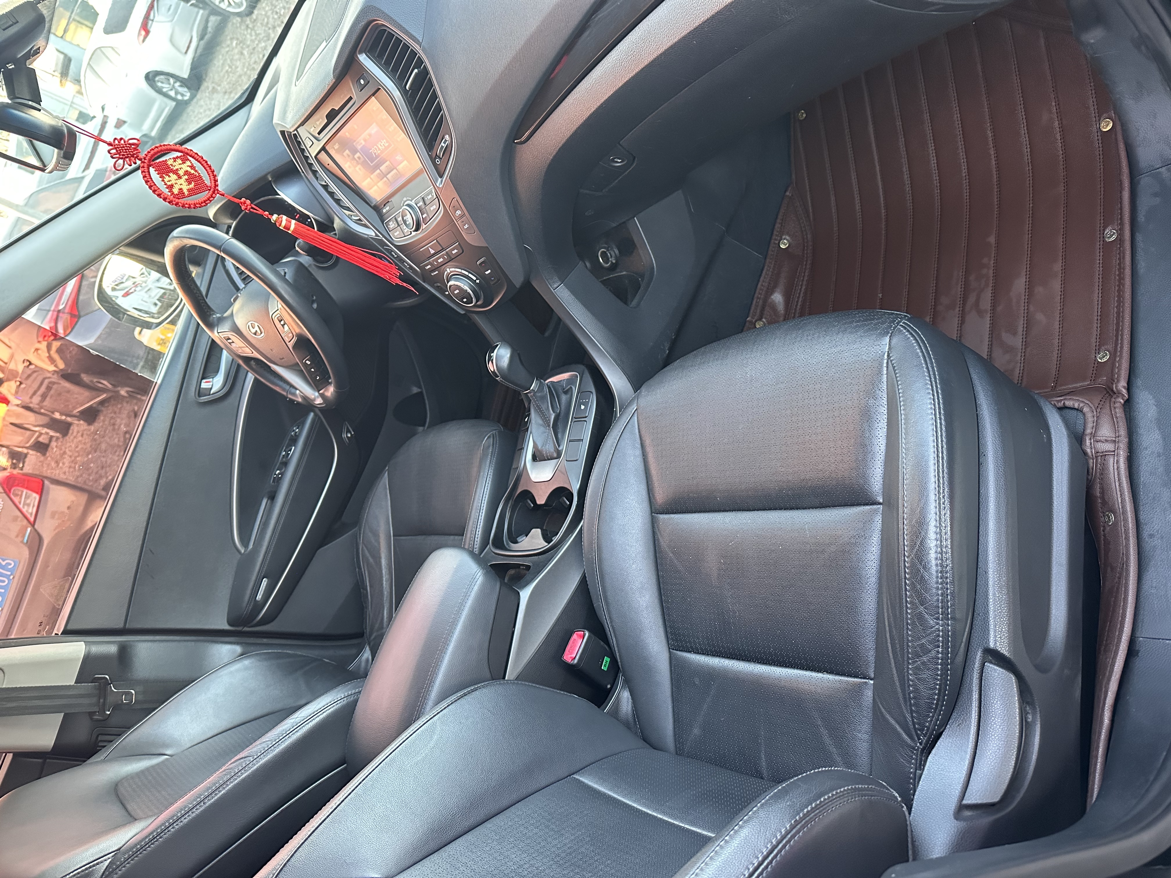 Hyundai Grand Santa Fe 2014 car image #11