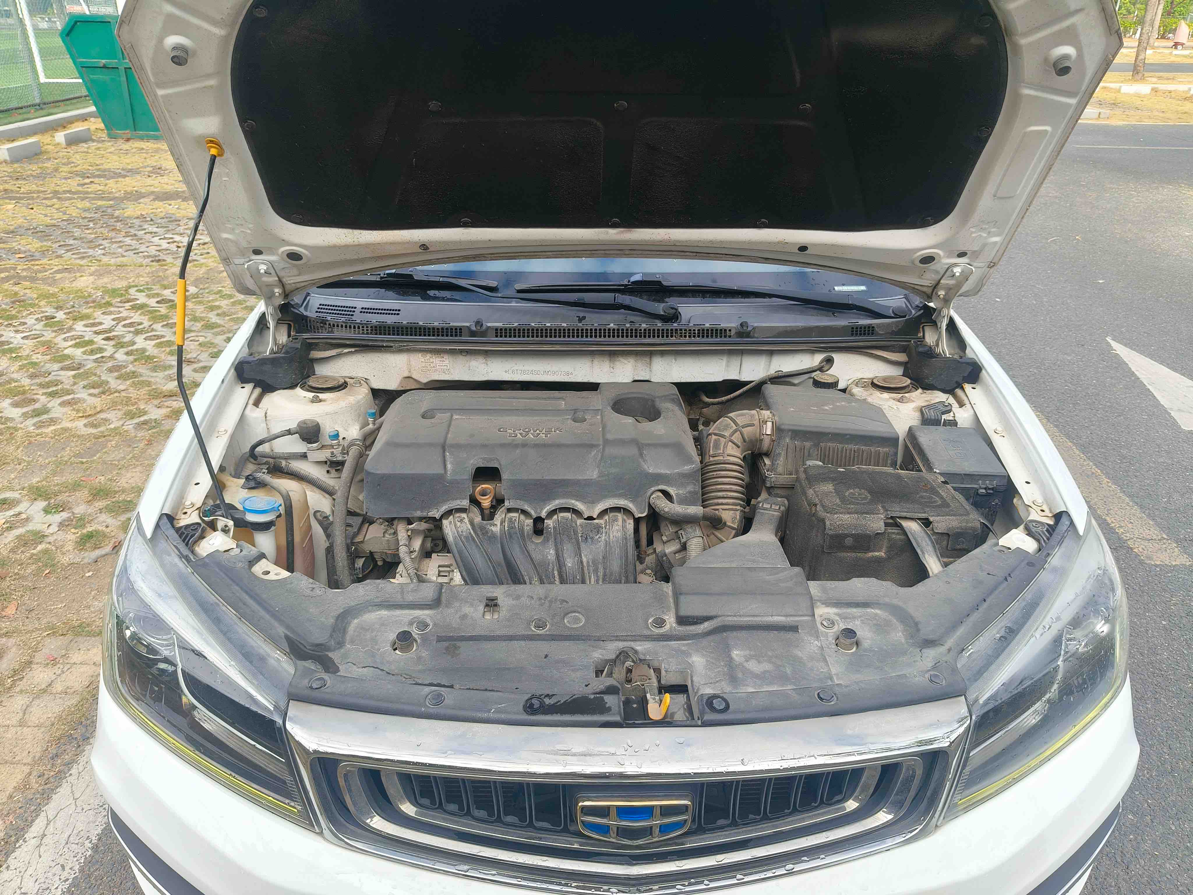 Emgrand 2018 #11 Emgrand 2018 car image #11