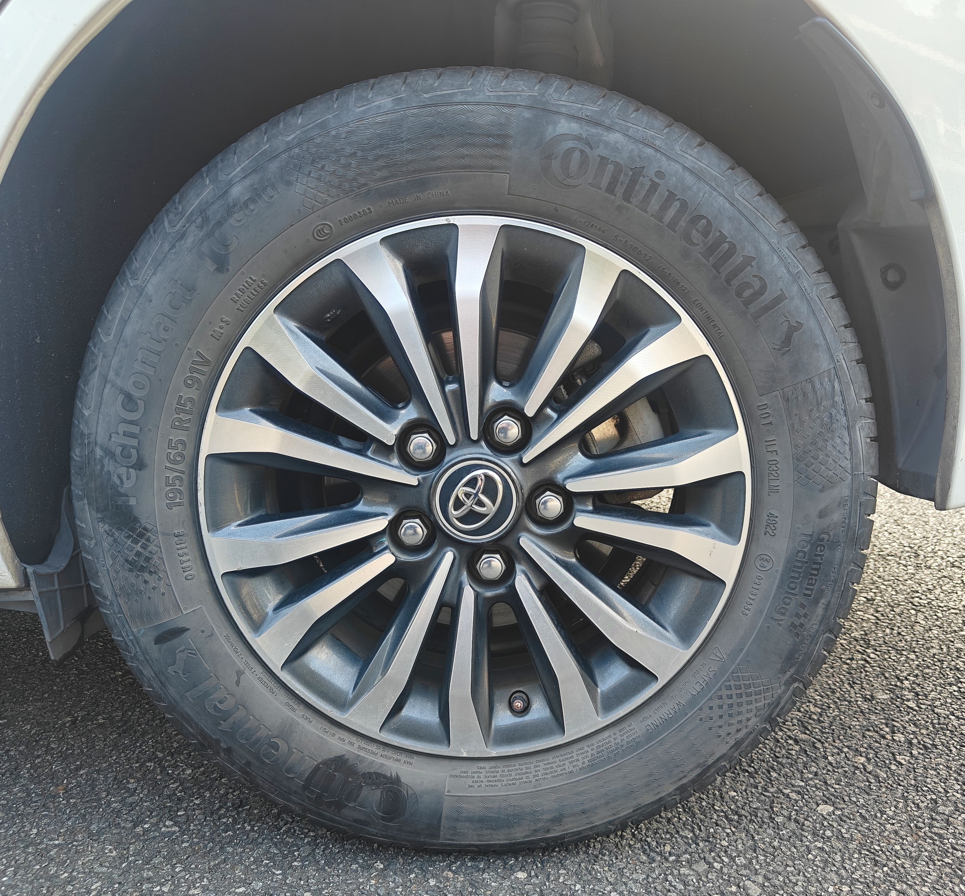 Toyota Corolla 2019 #11 Toyota Corolla 2019 car image #11