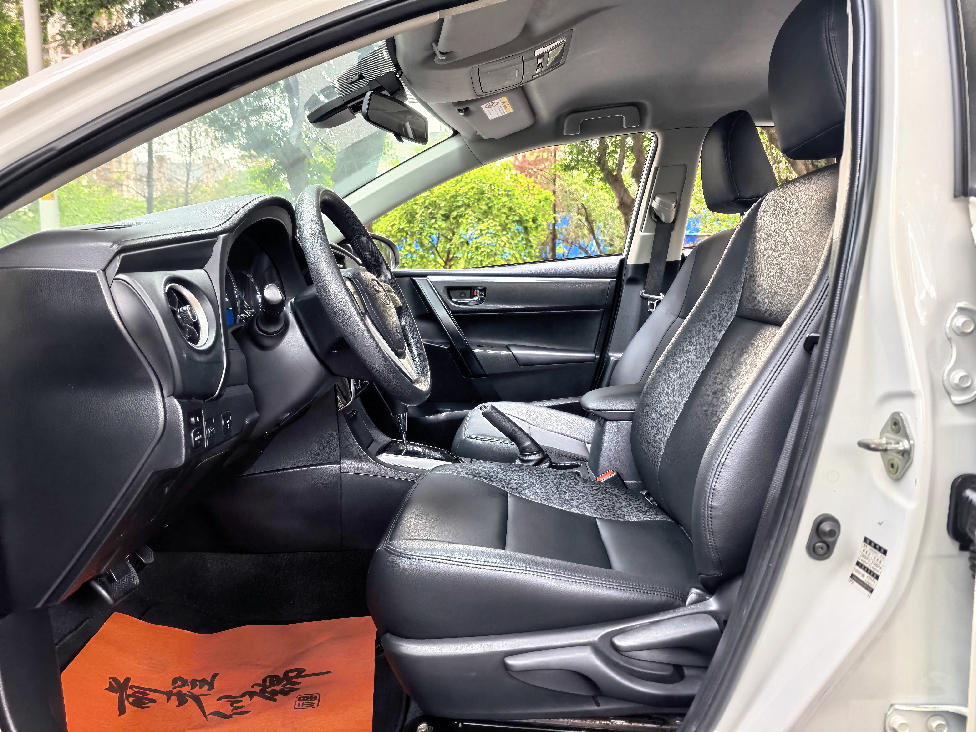 Toyota Corolla 2019 #11 Toyota Corolla 2019 car image #11