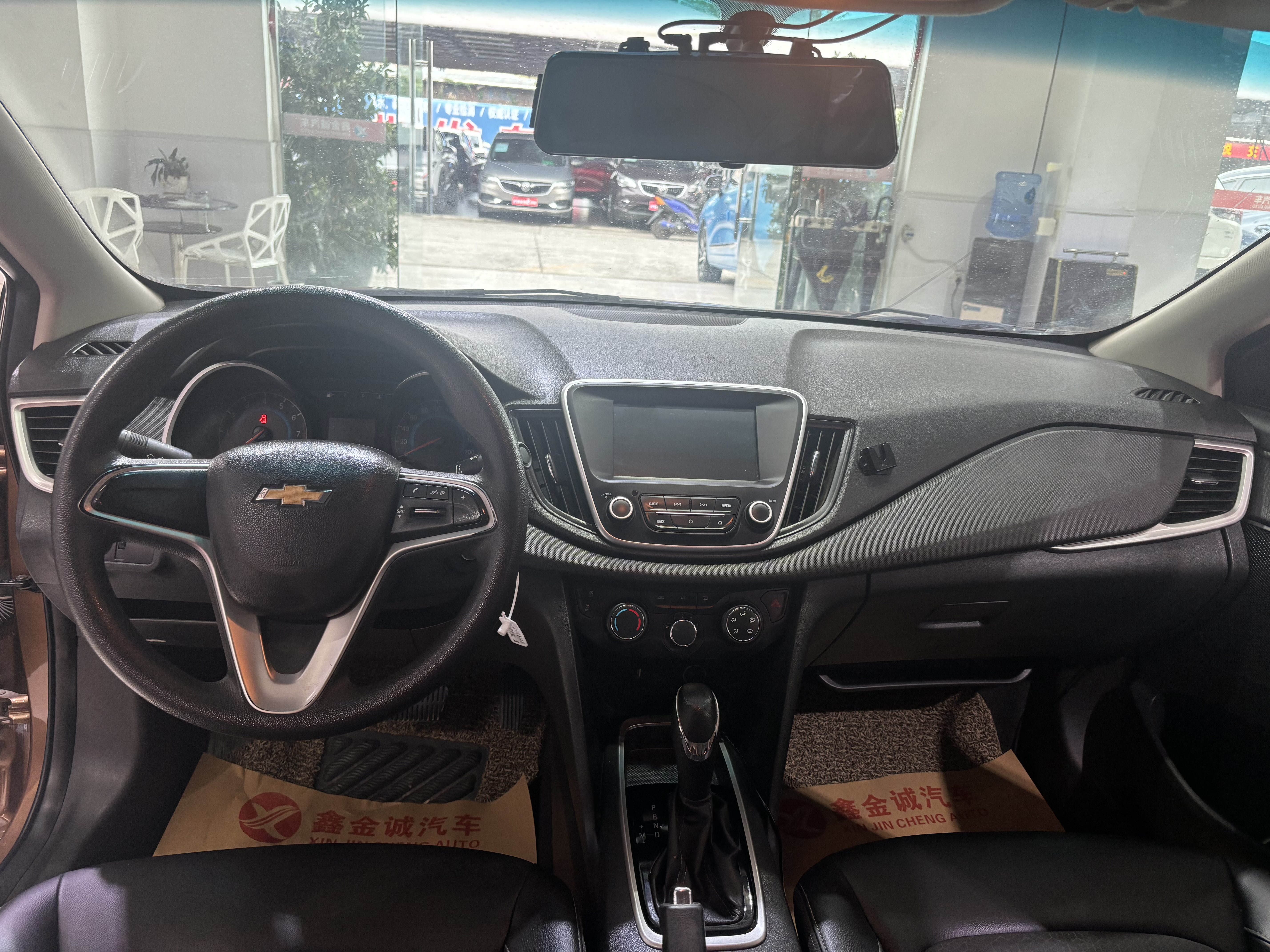 Chevrolet Cavalier 2018 car image #11