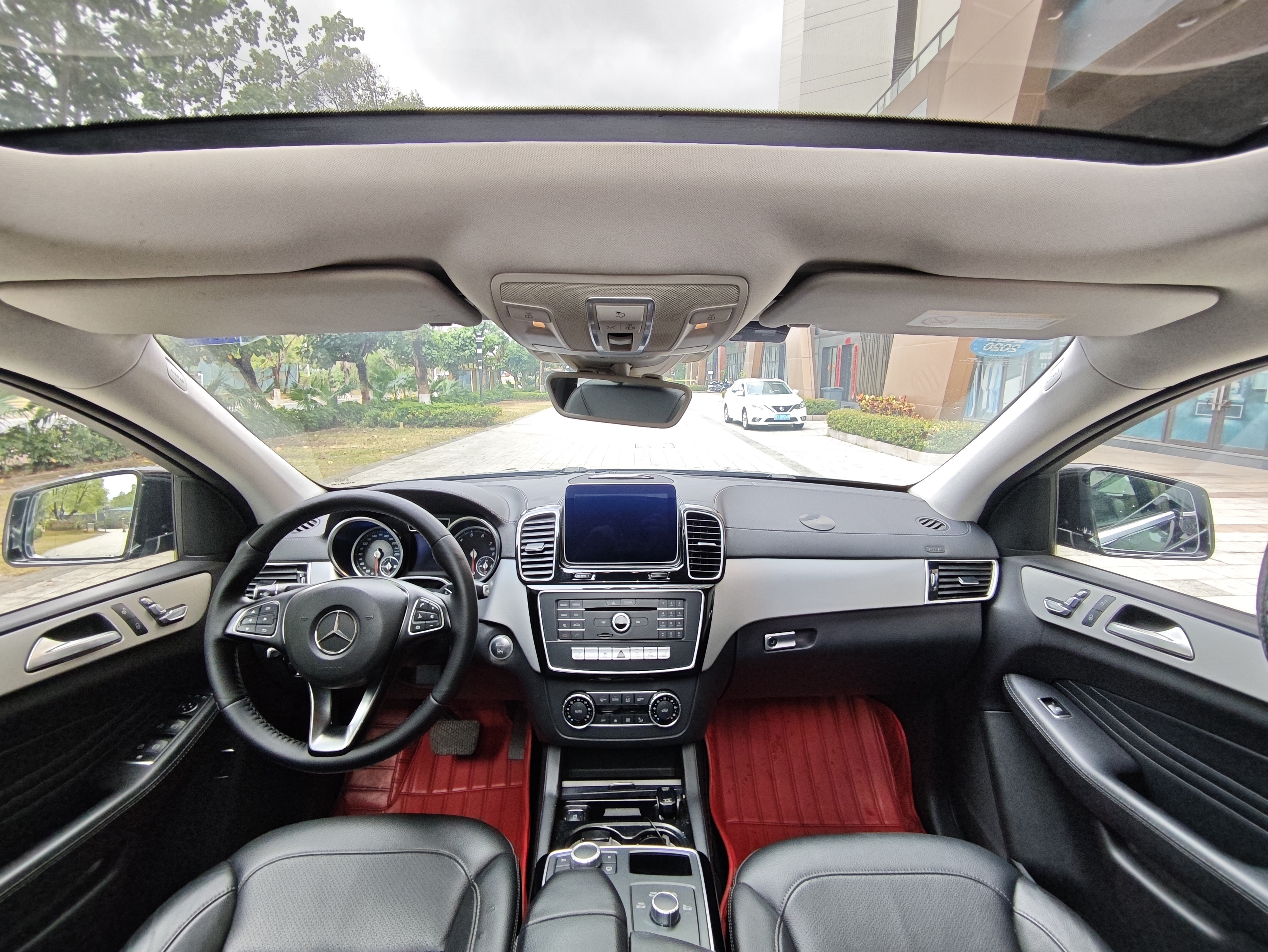 Mercedes-Benz GLE Coupe 2019 car image #11