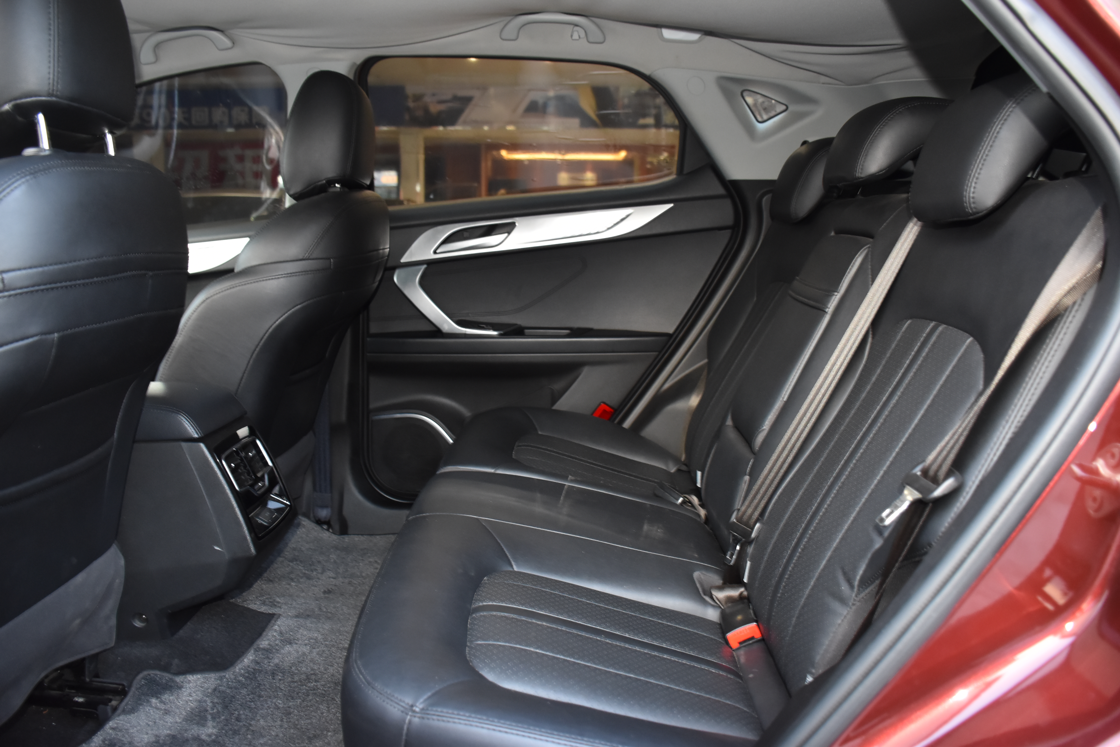 Soueast DX7 2019 car image #11