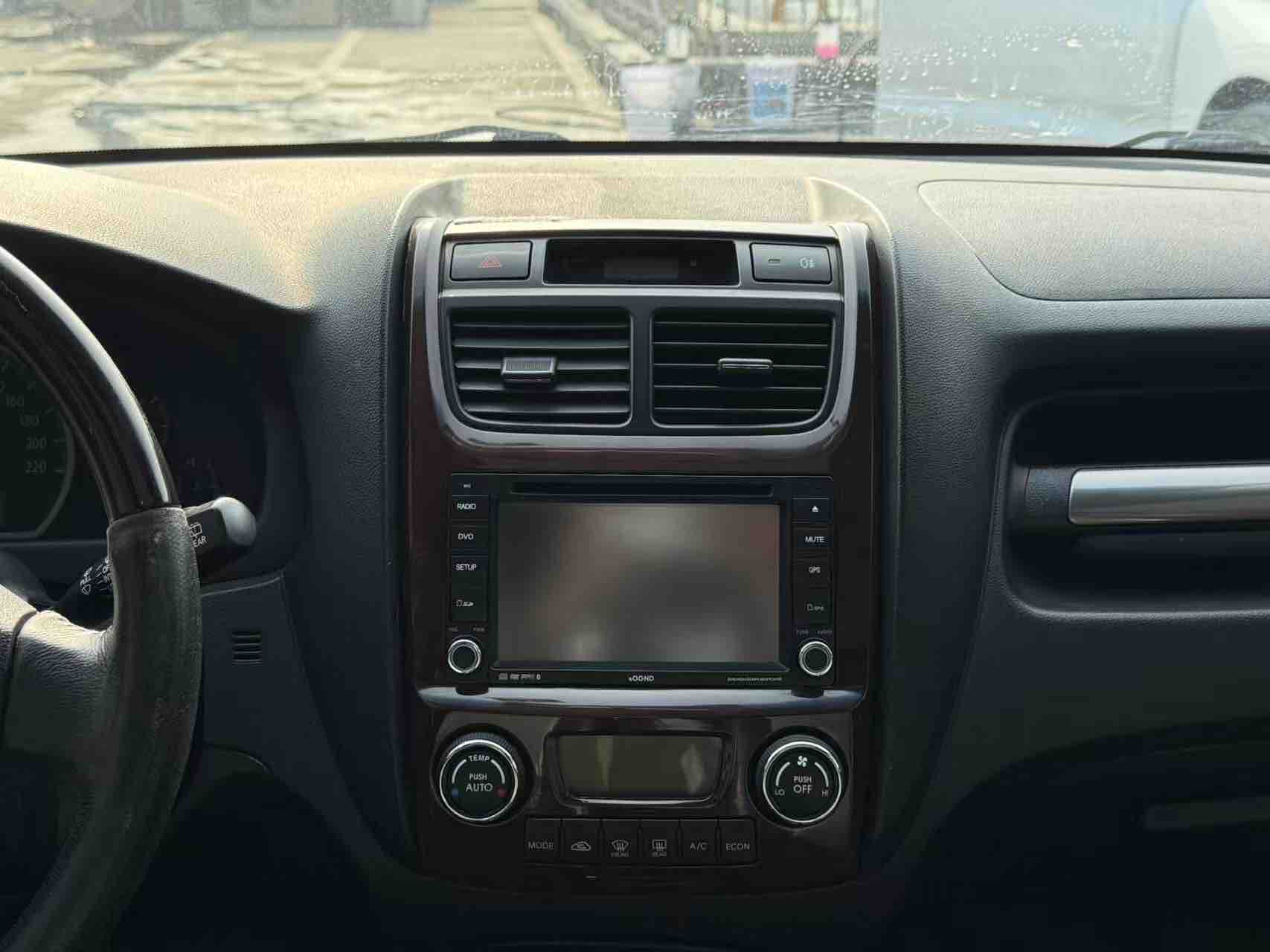 Kia Sportage 2010 #11 Kia Sportage 2010 car image #11