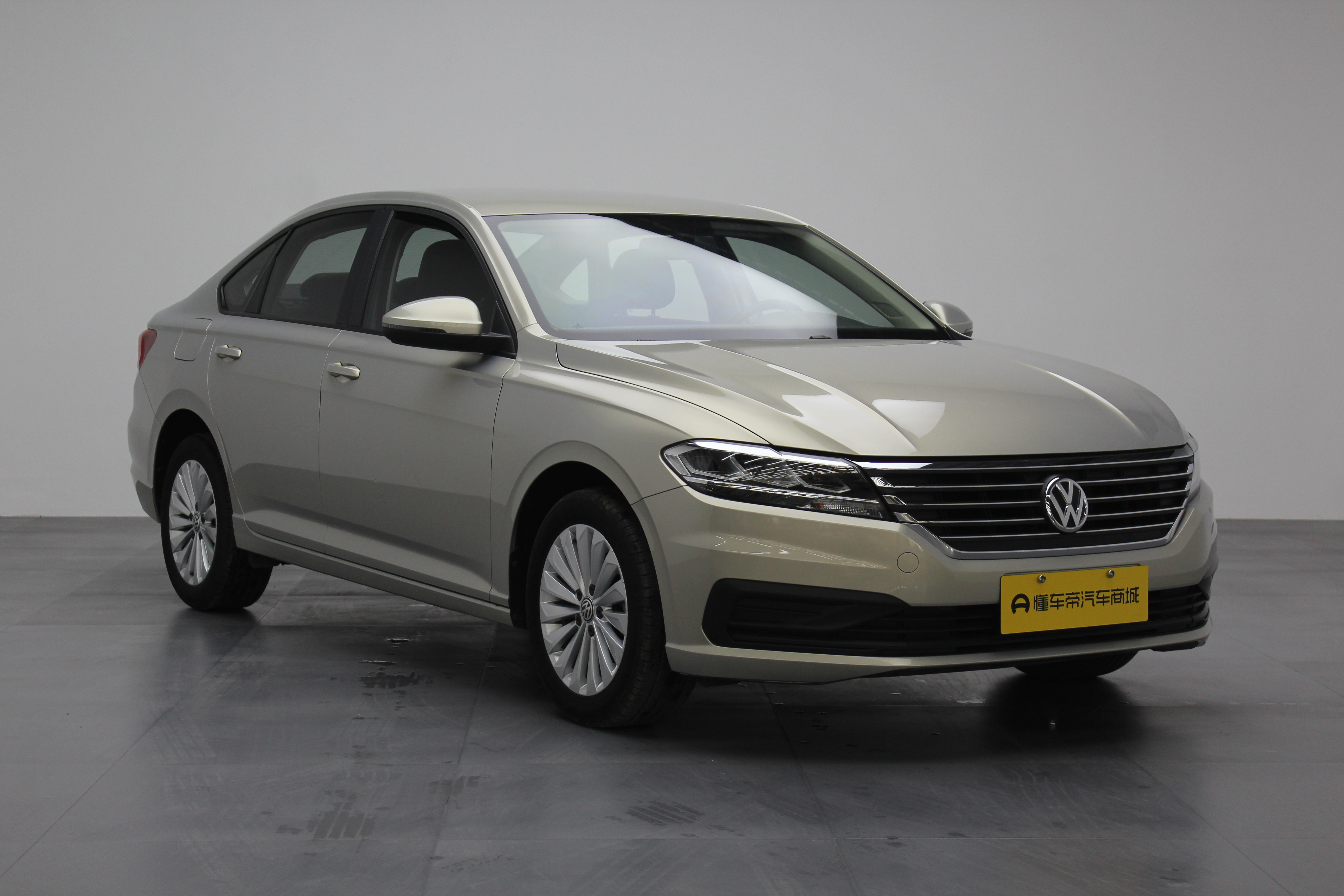 Volkswagen Lavida 2019 #11 Volkswagen Lavida 2019 car image #11