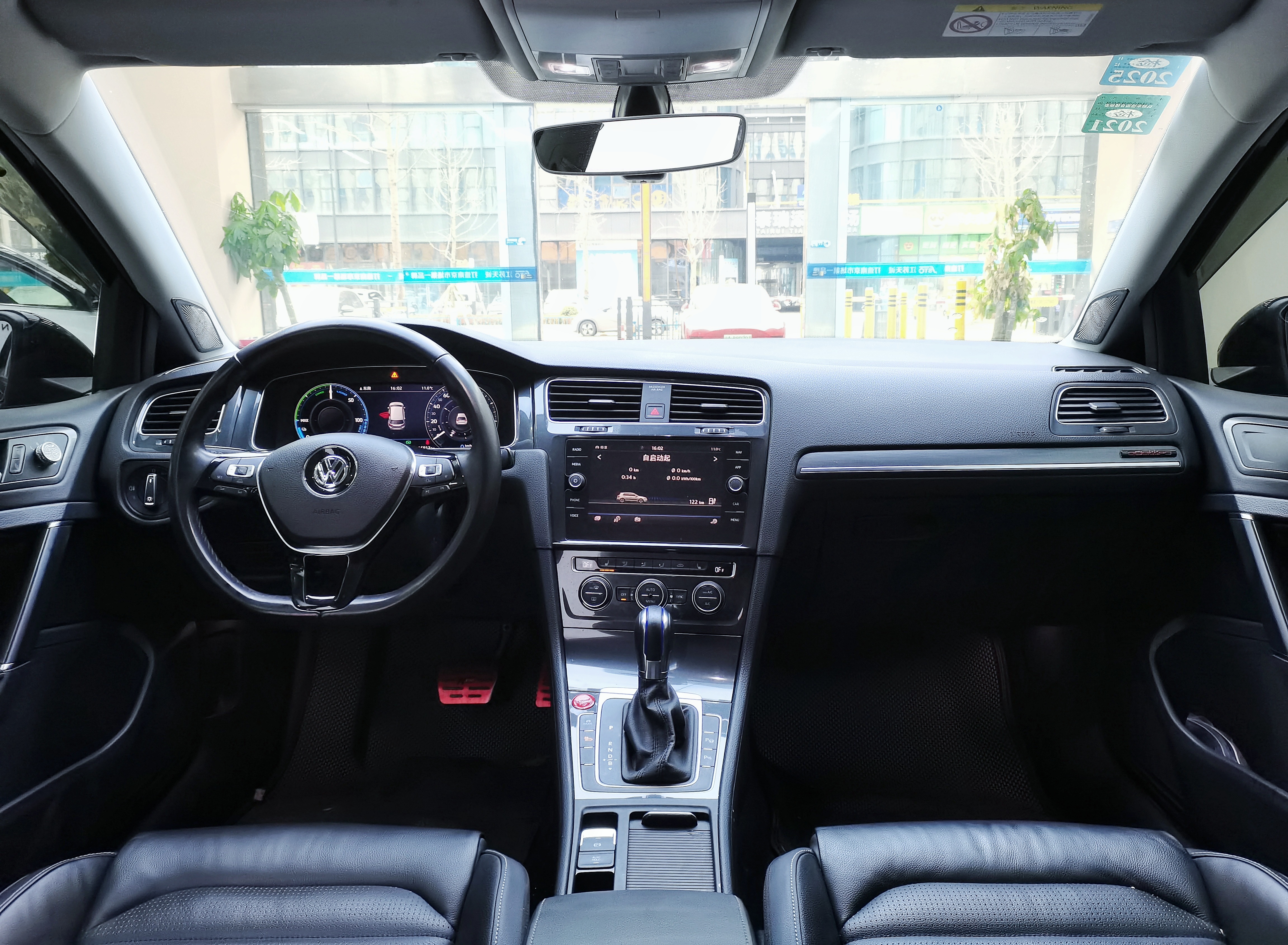 Volkswagen Golf New Energy (Imported) 2019 صورة سيارة #11