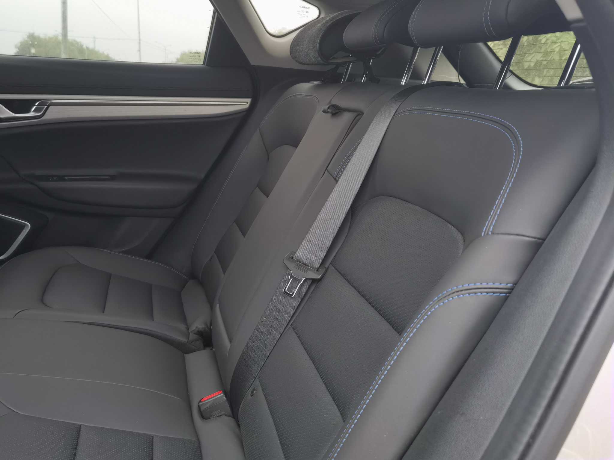 GEELY Emgrand GSe 2019 #11 GEELY Emgrand GSe 2019 car image #11