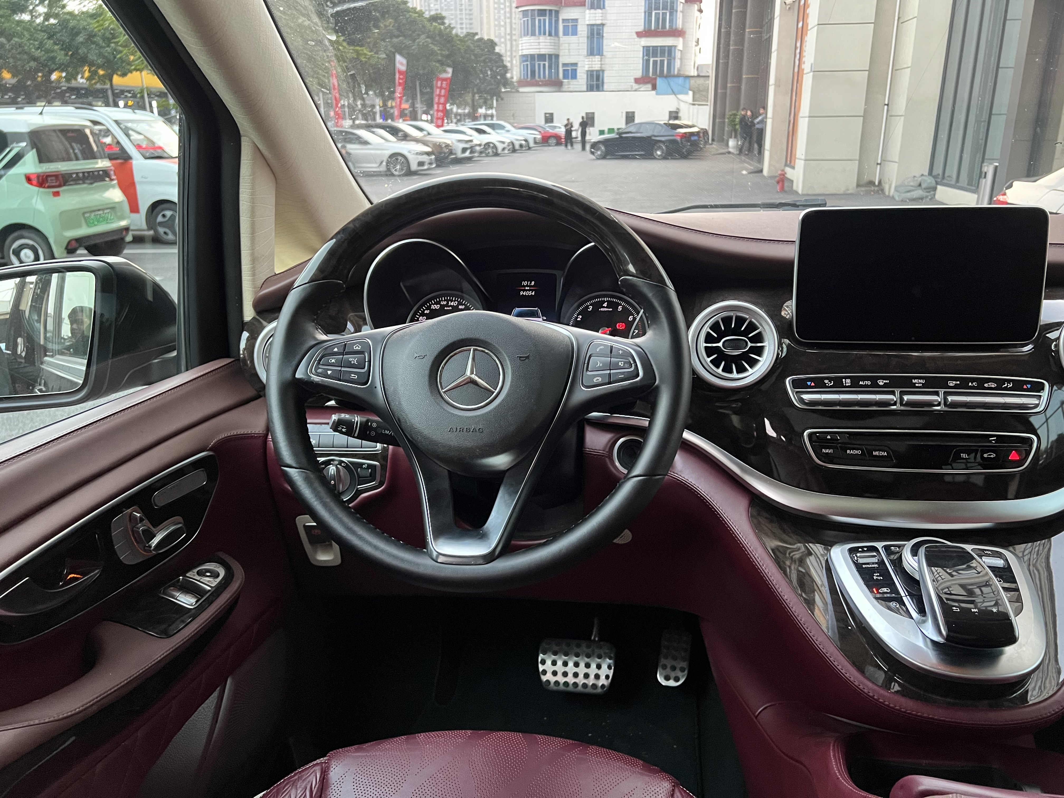 Mercedes-Benz V Class 2018 #11 Mercedes-Benz V Class 2018 car image #11