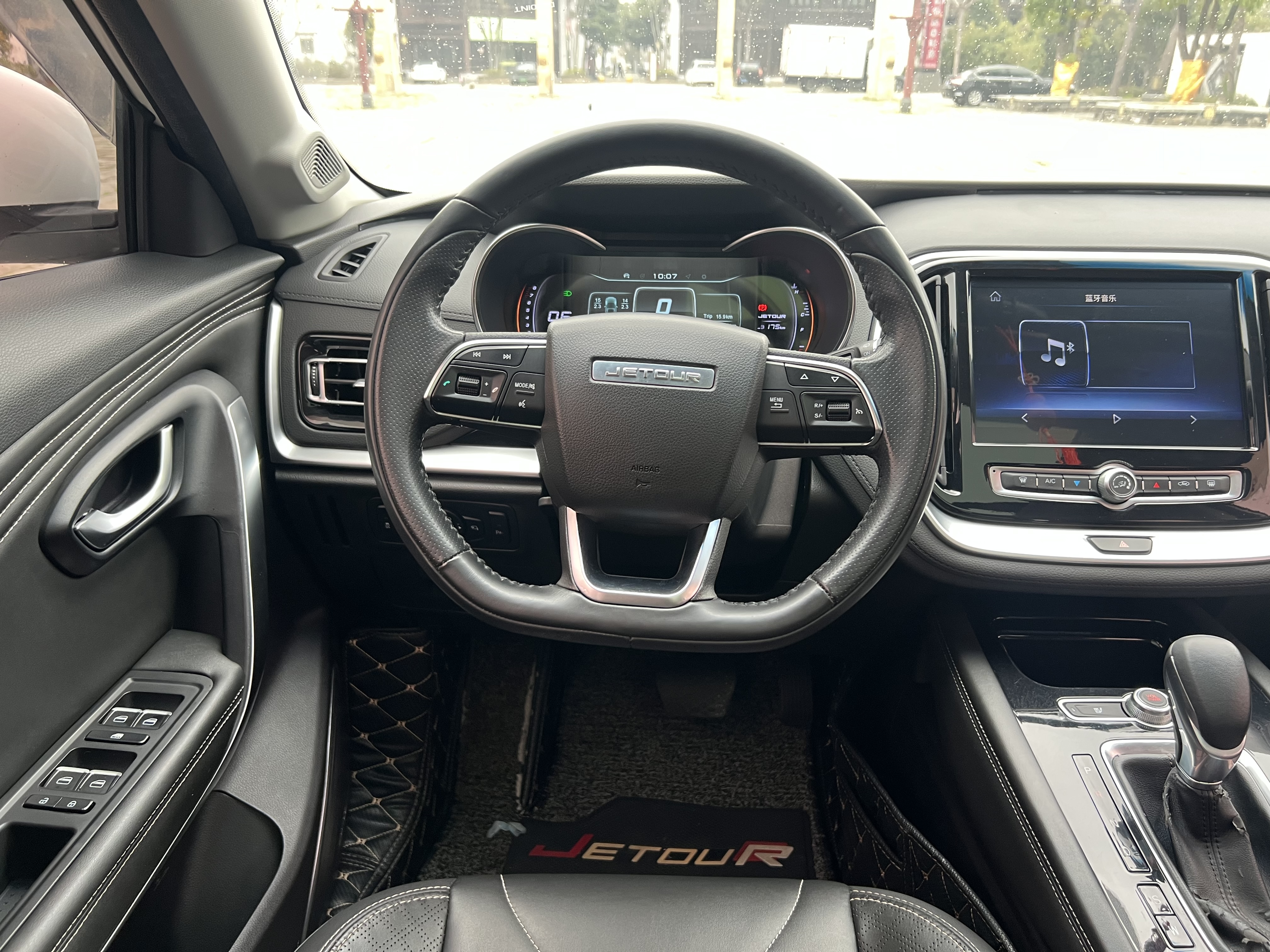 X70 2018 #11 X70 2018 car image #11