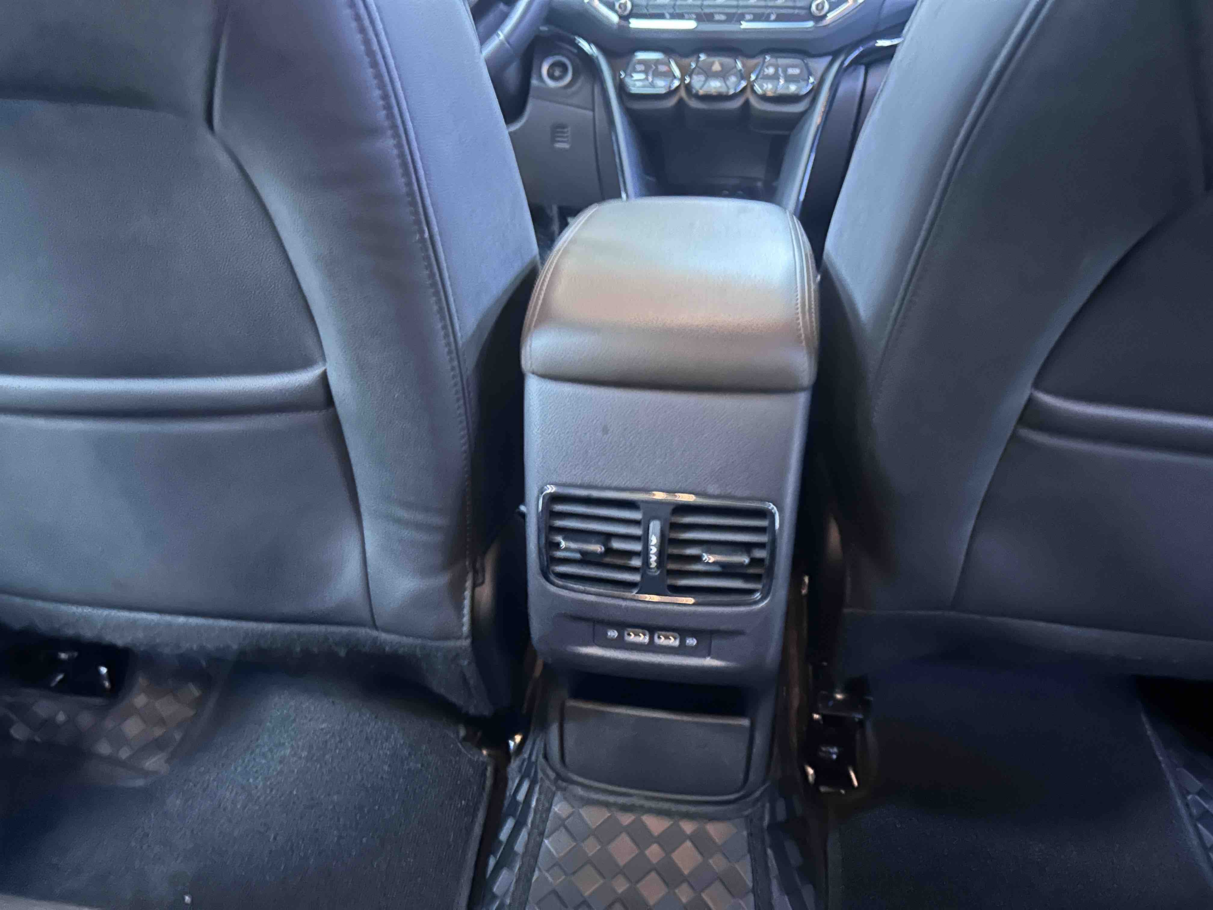 GAC Qizhi PHEV 2018 #11 GAC Qizhi PHEV 2018 car image #11