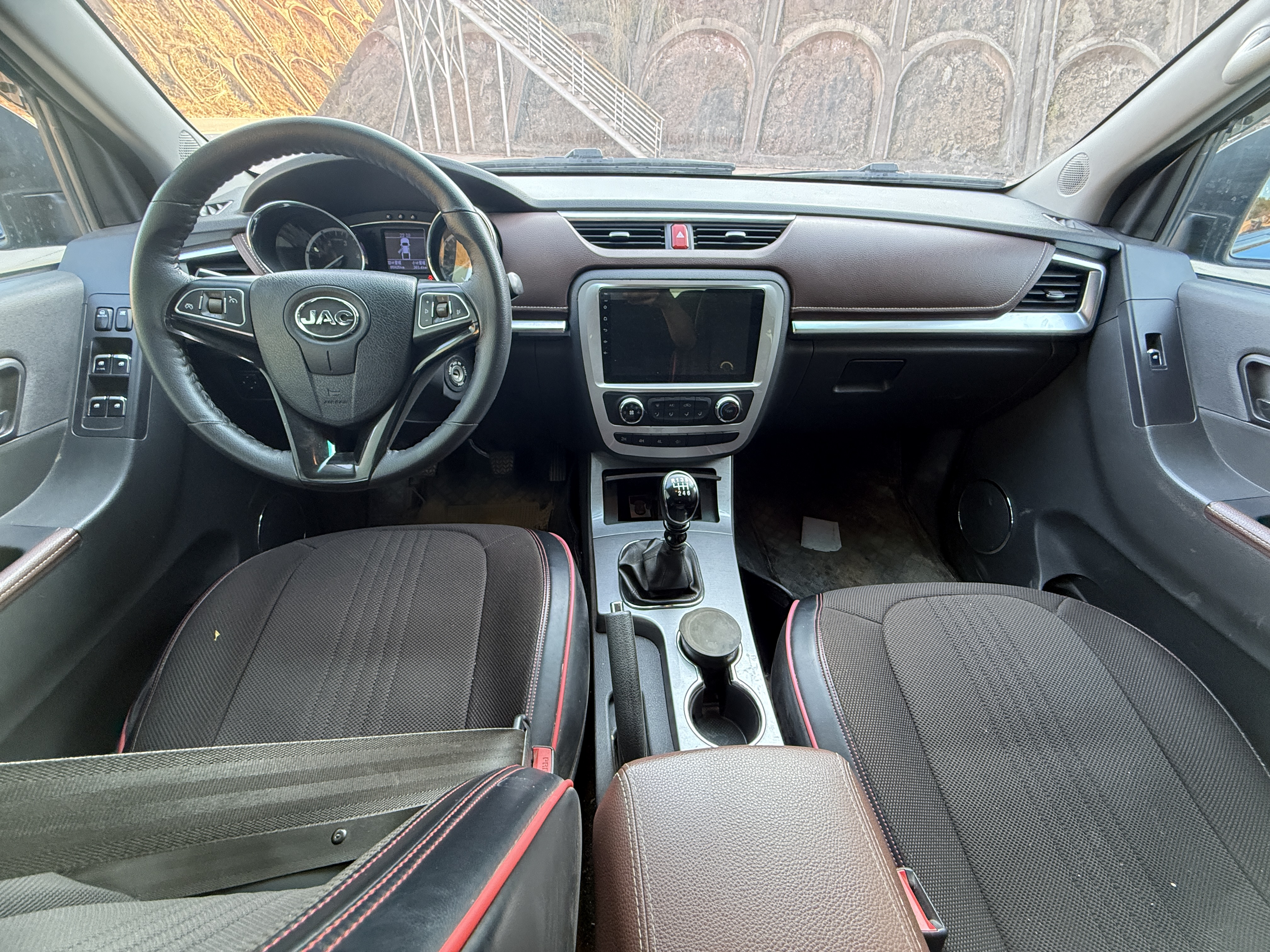 JAC 2019 #11 JAC 2019 car image #11