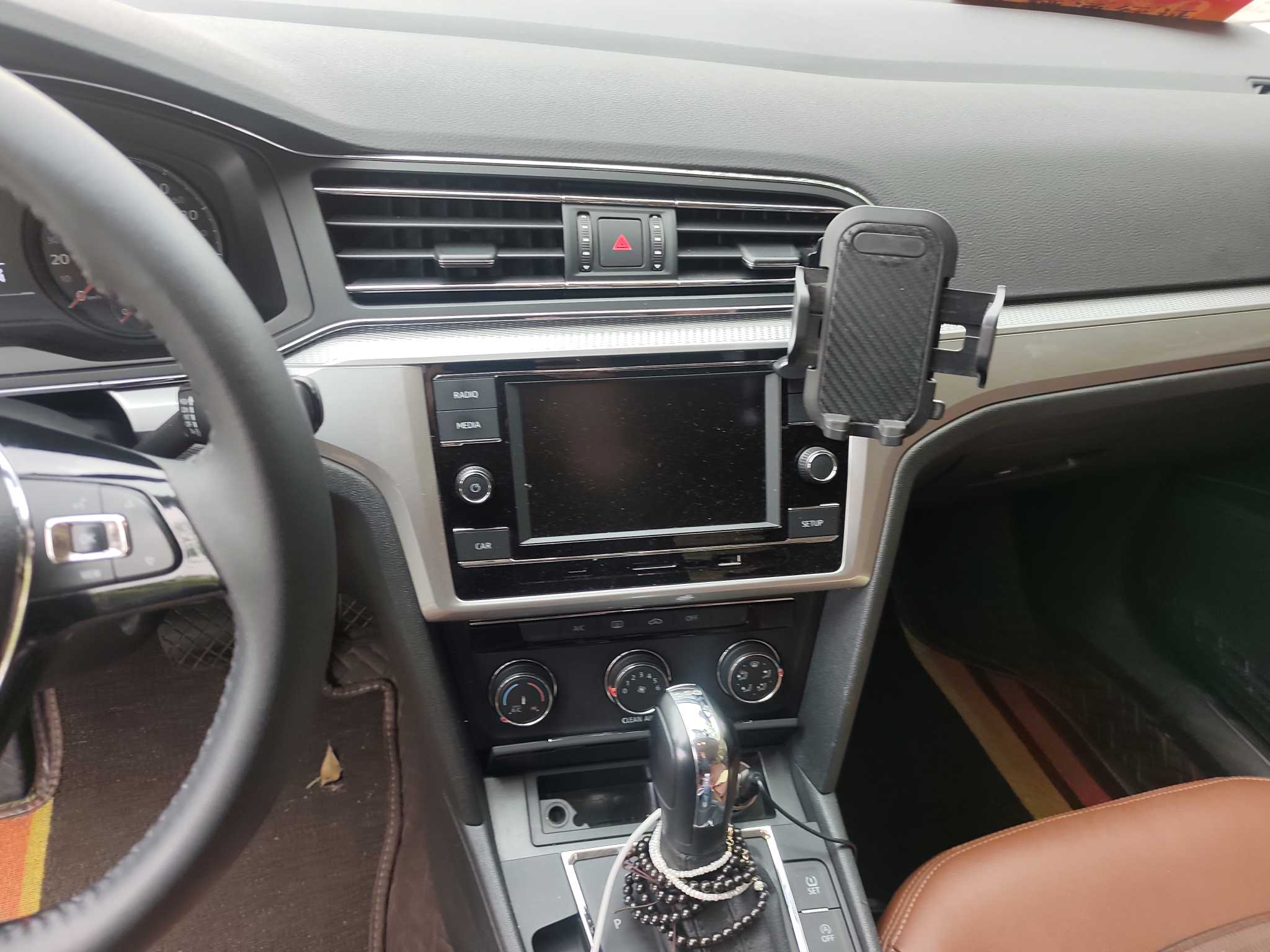 Volkswagen Lamando 2020 car image #11