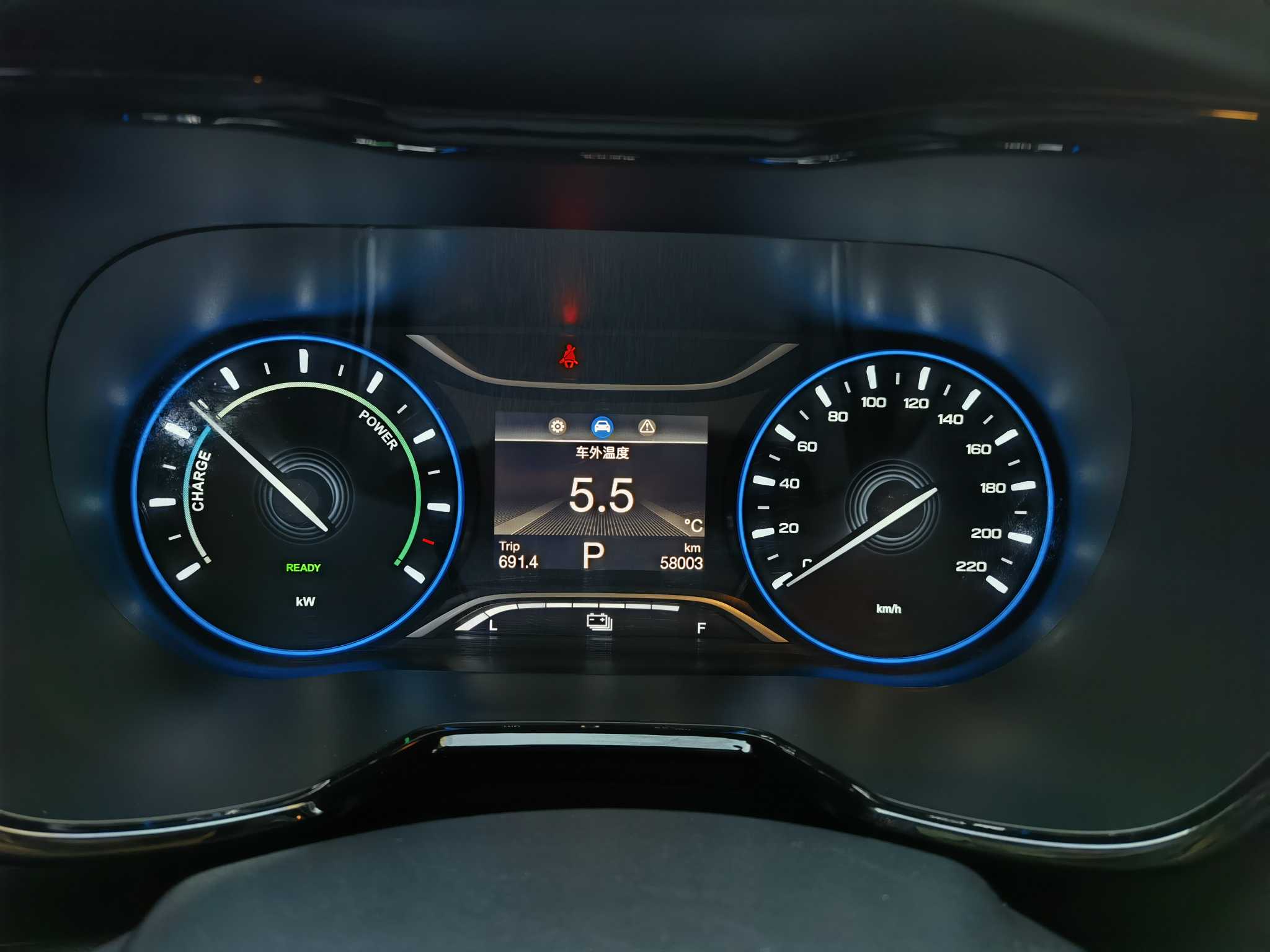 GAC ix4 2018 car image #11