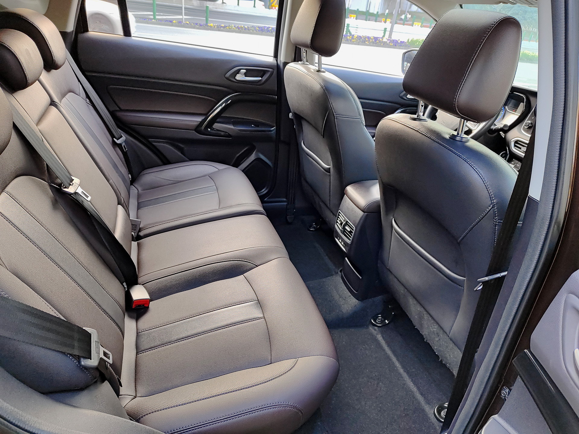 GAC ix4 2018 car image #11