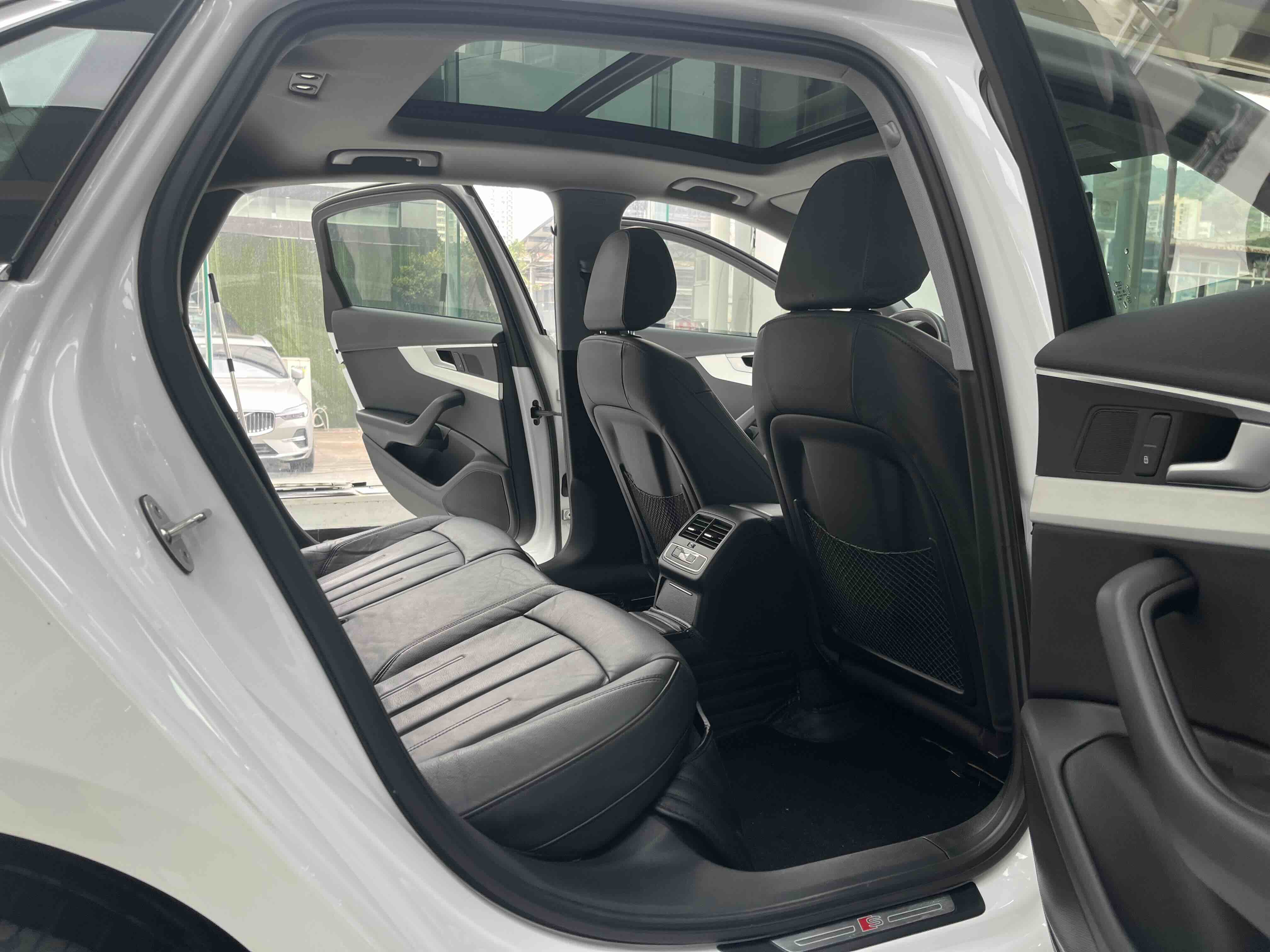 Audi A4L 2019 imagem de carro #11