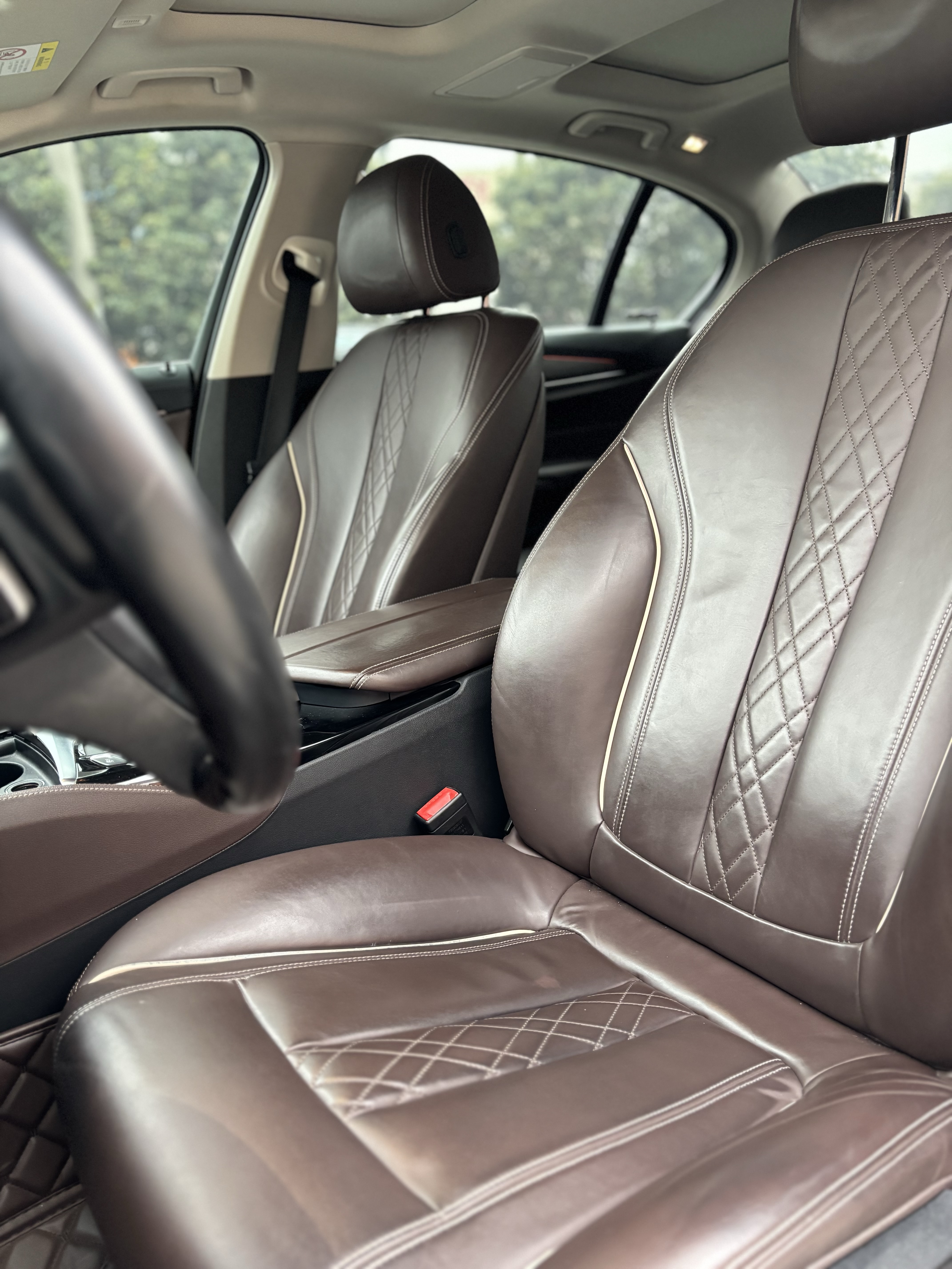 BMW 5 Series 2019 #11 BMW 5 Series 2019 car image #11