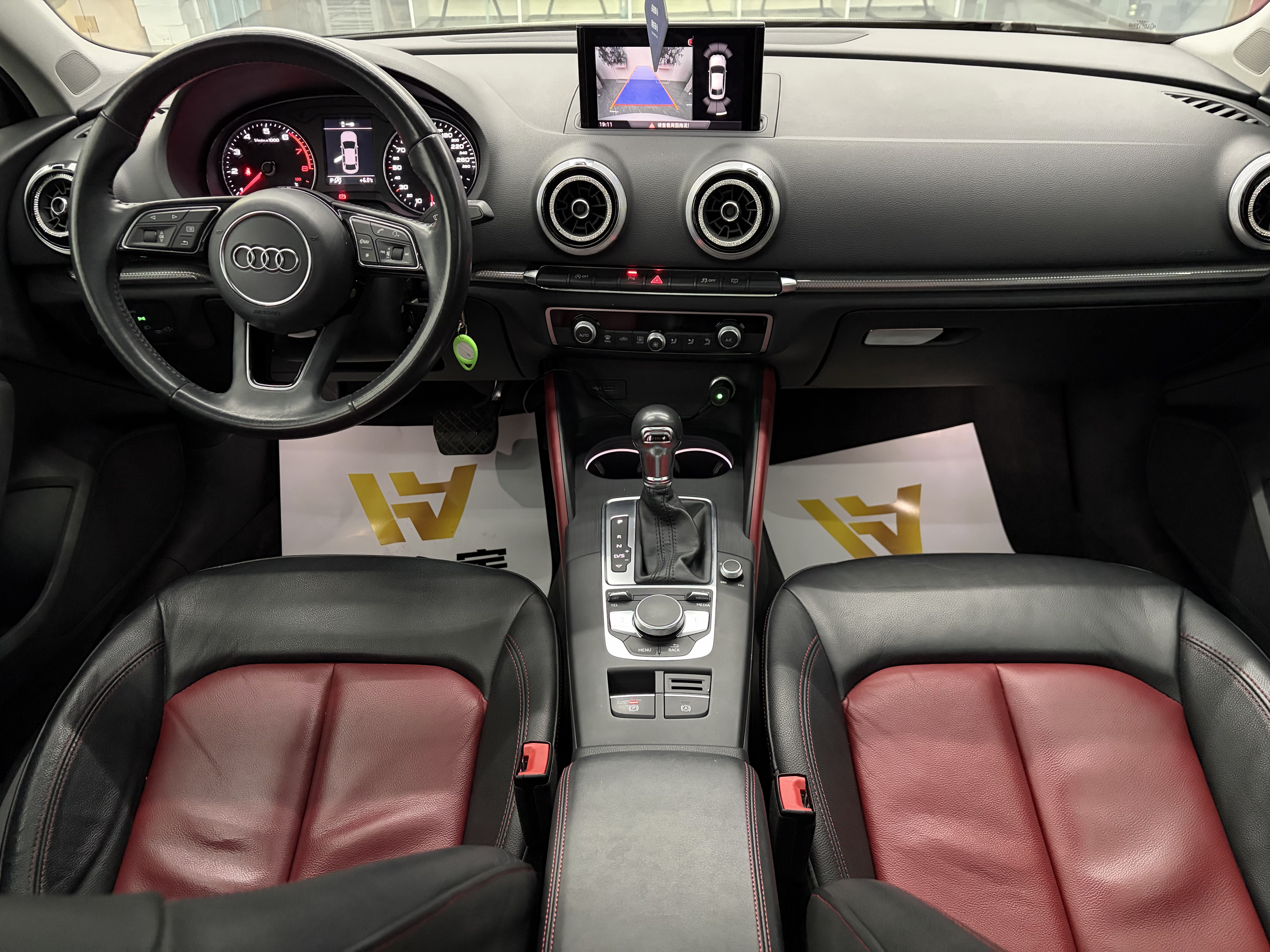 Audi A3 2019 car image #11