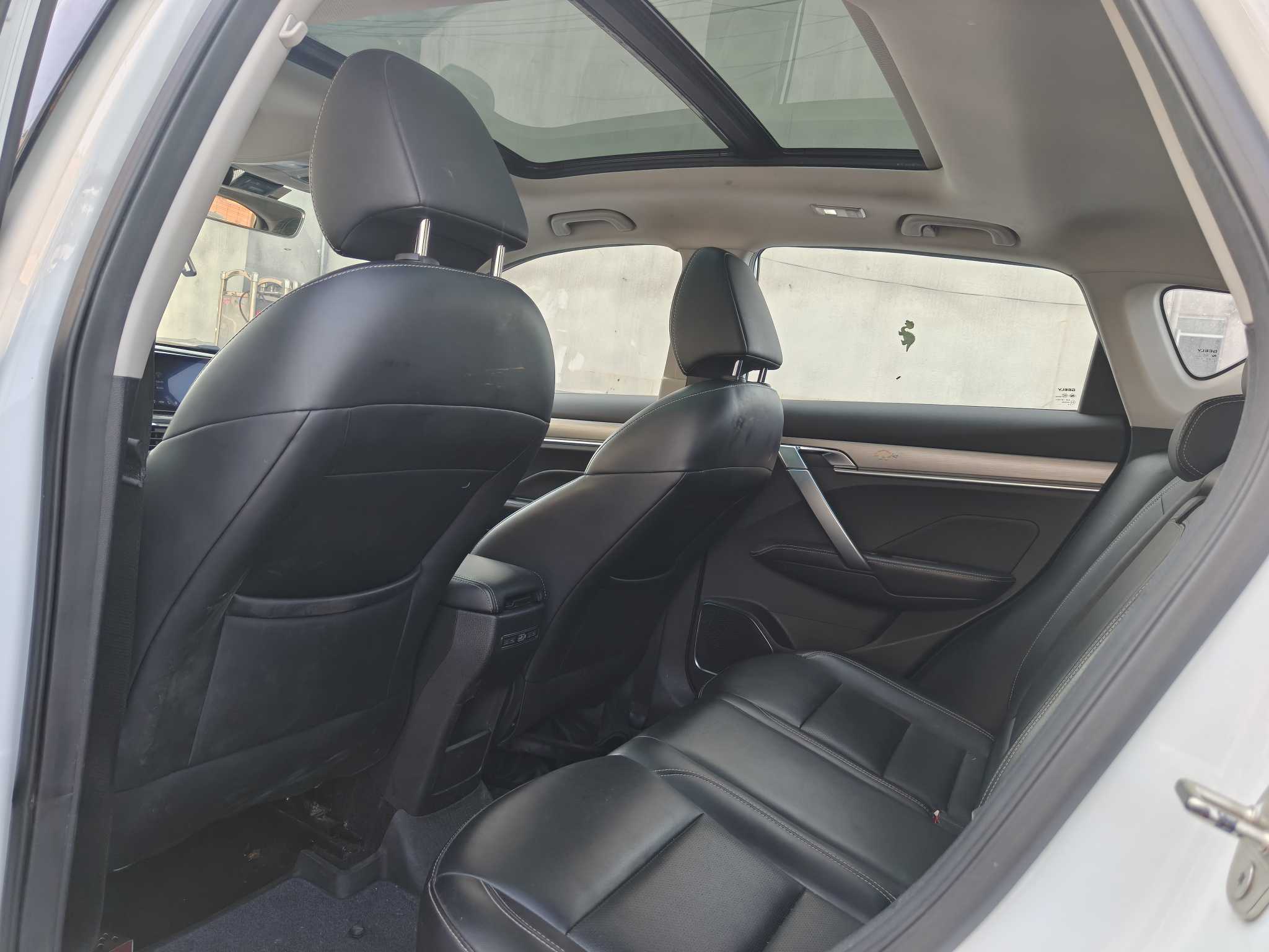 GEELY Coolray 2019 #11 GEELY Coolray 2019 car image #11