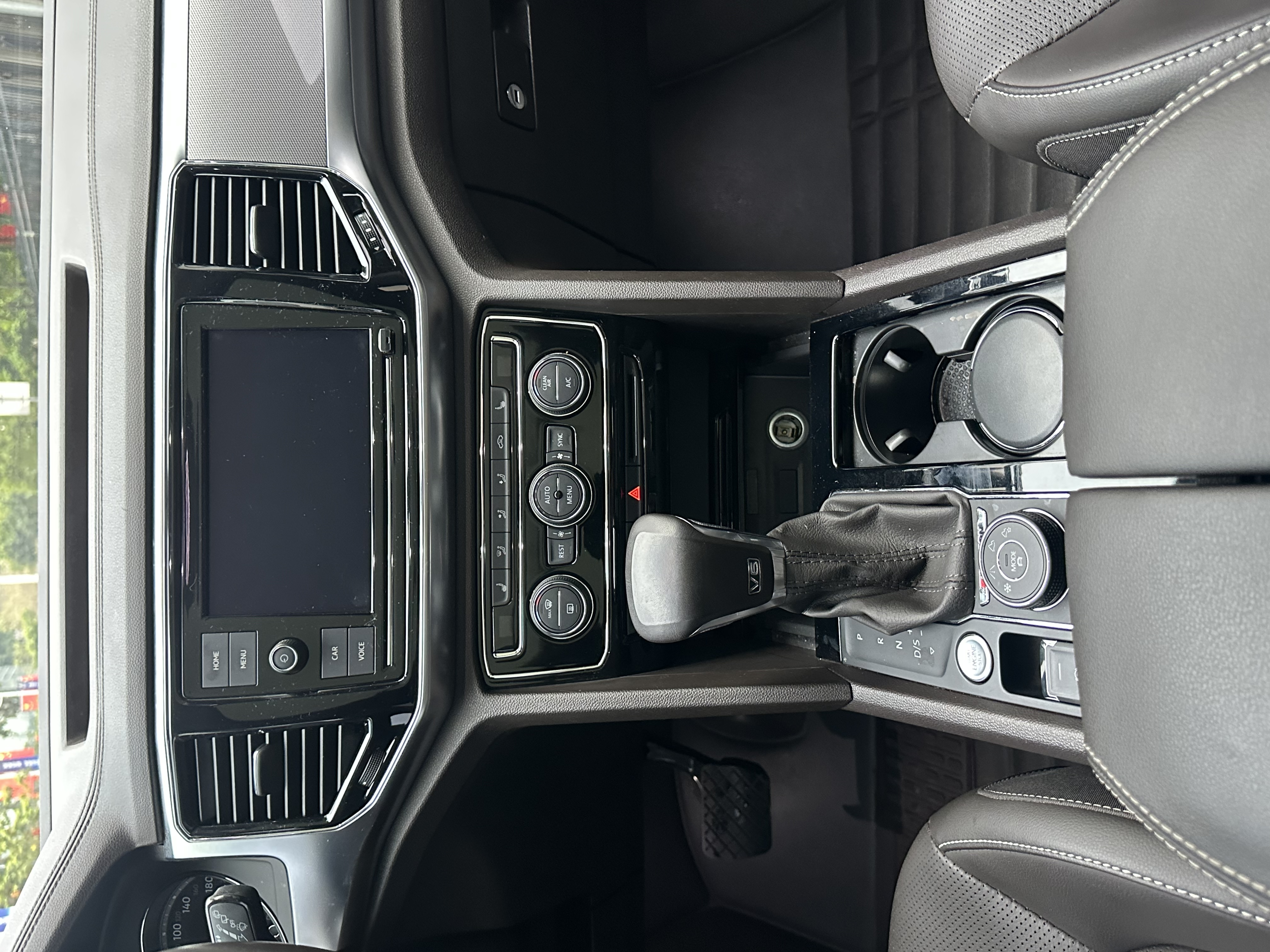 Volkswagen Teramont 2019 car image #11