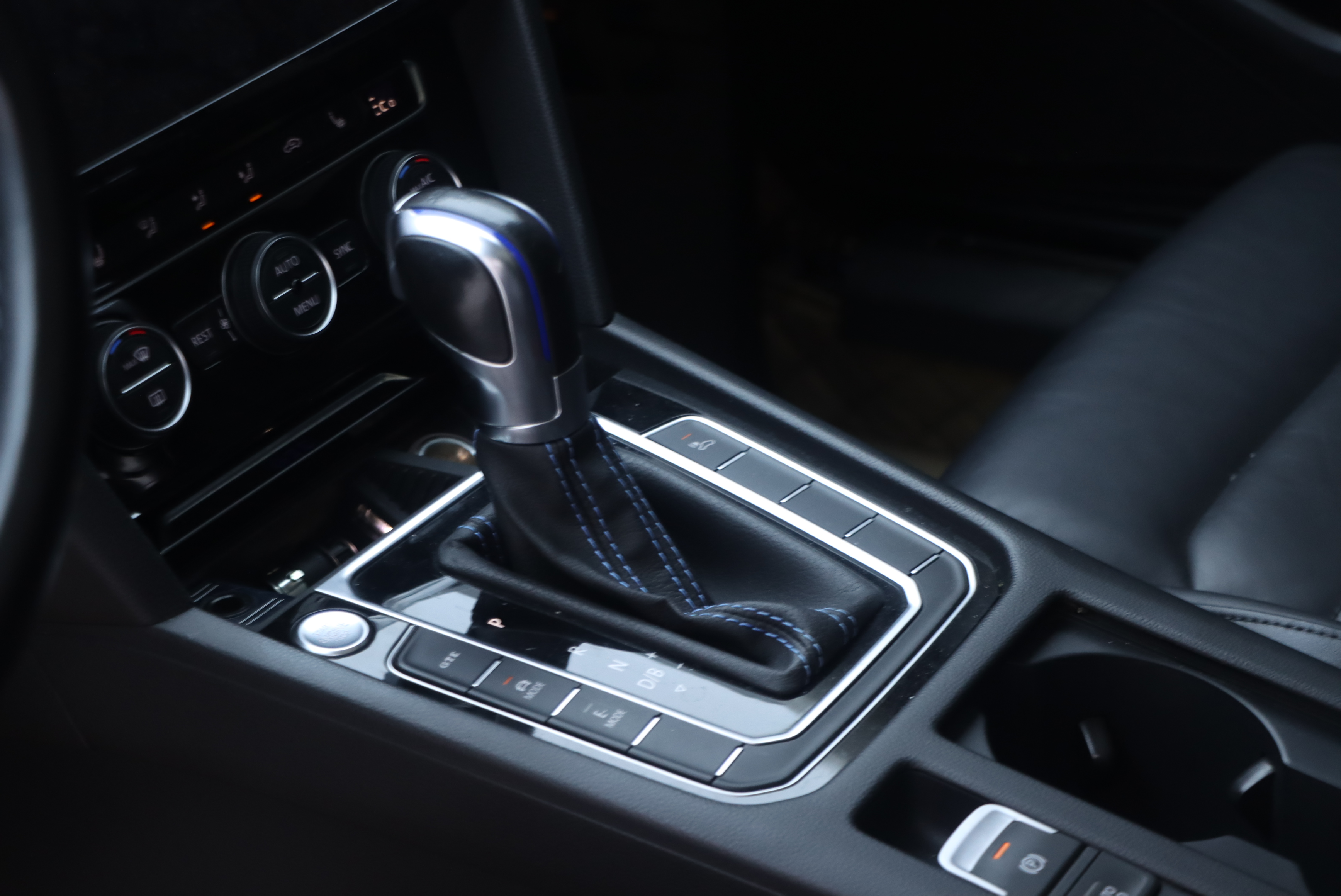 Volkswagen Variant New Energy 2019 صورة سيارة #11