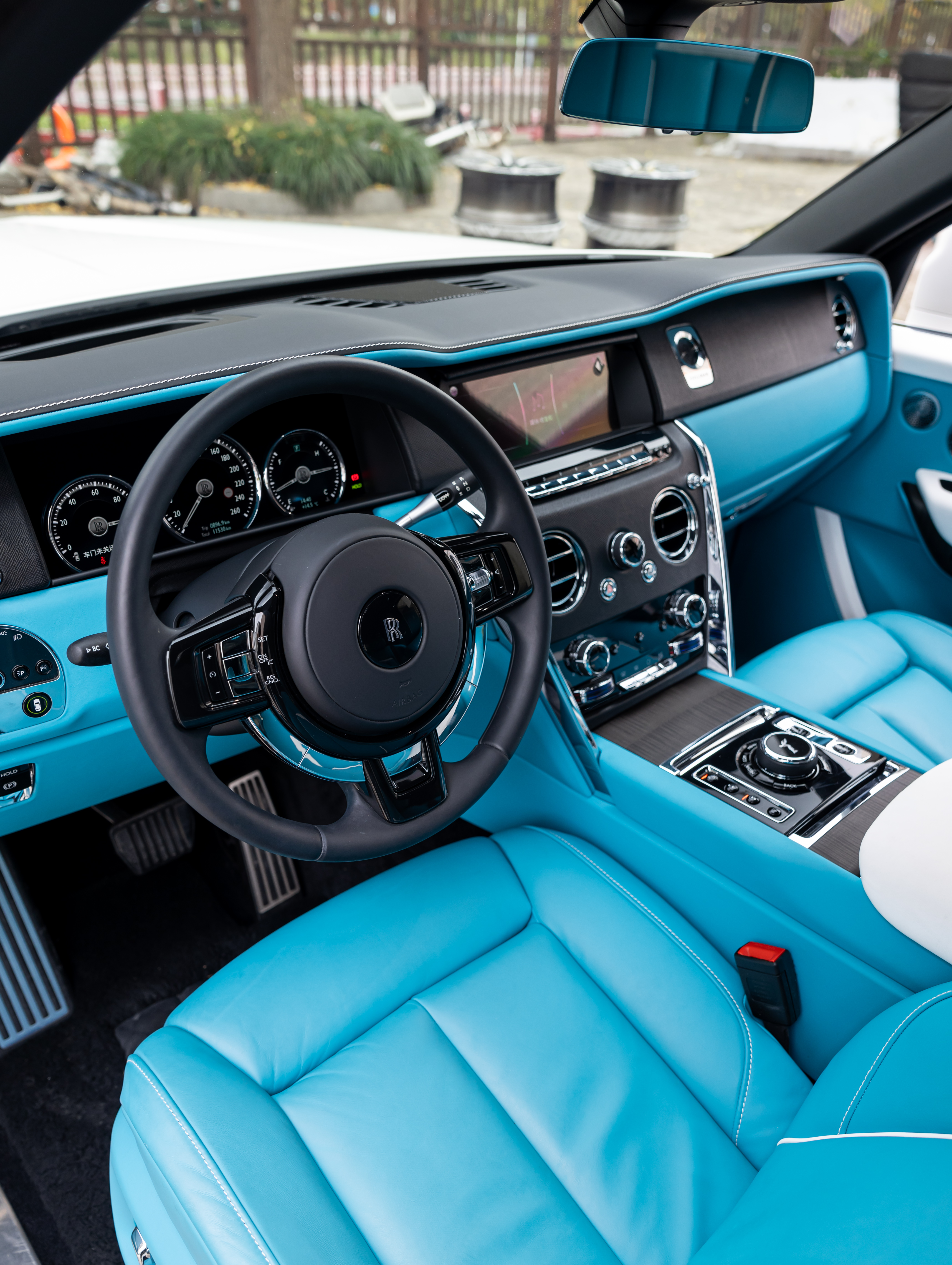 Rolls-Royce Cullinan 2021 immagine di auto #11