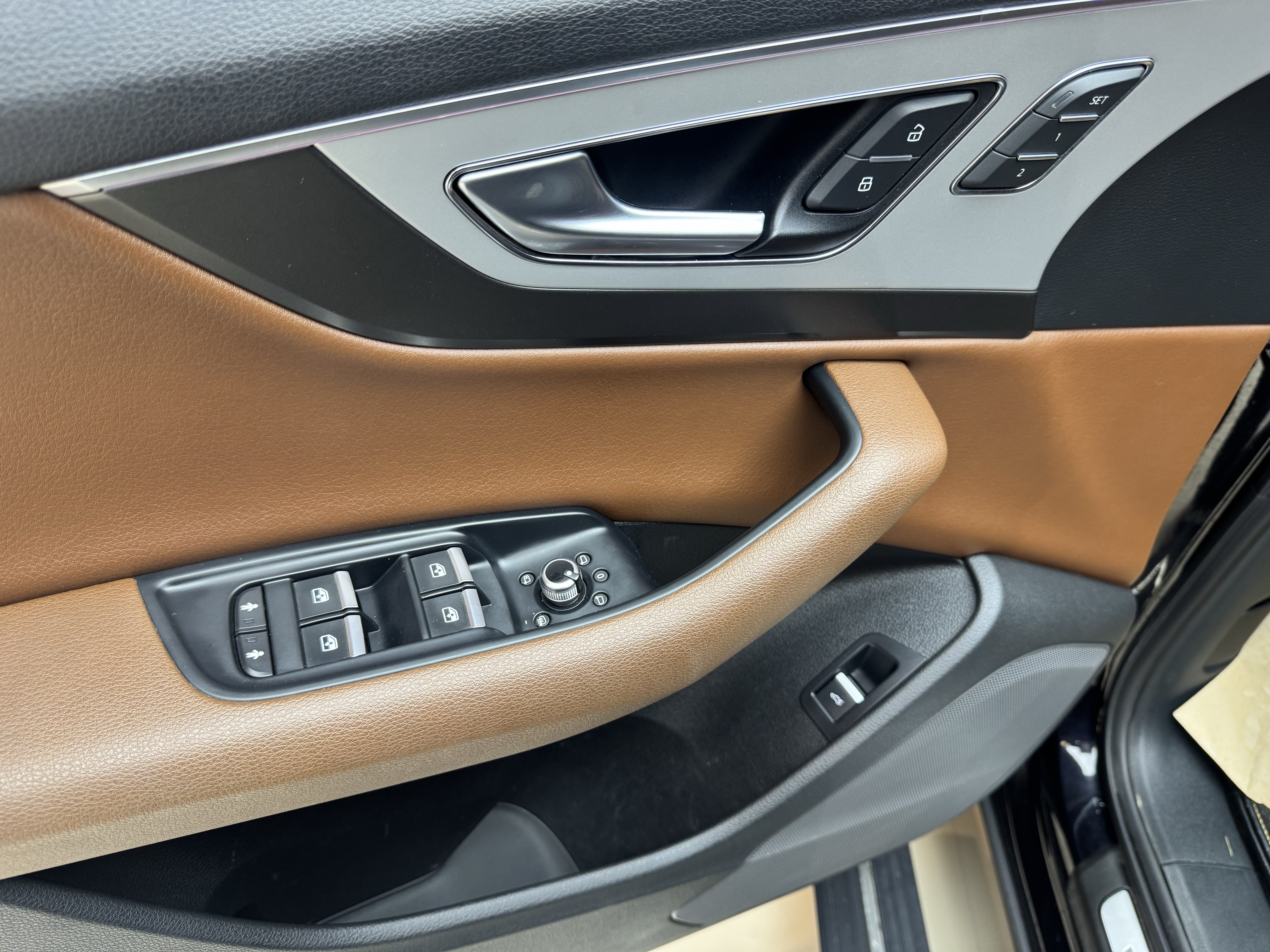 Audi Q7 2019 image de voiture #11