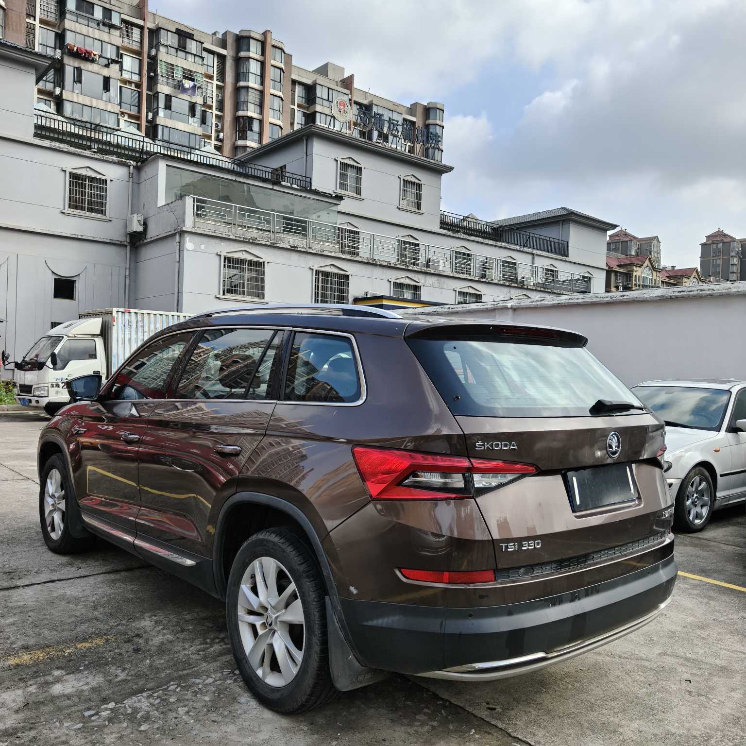 Skoda Kodiaq 2018 imagem de carro #11