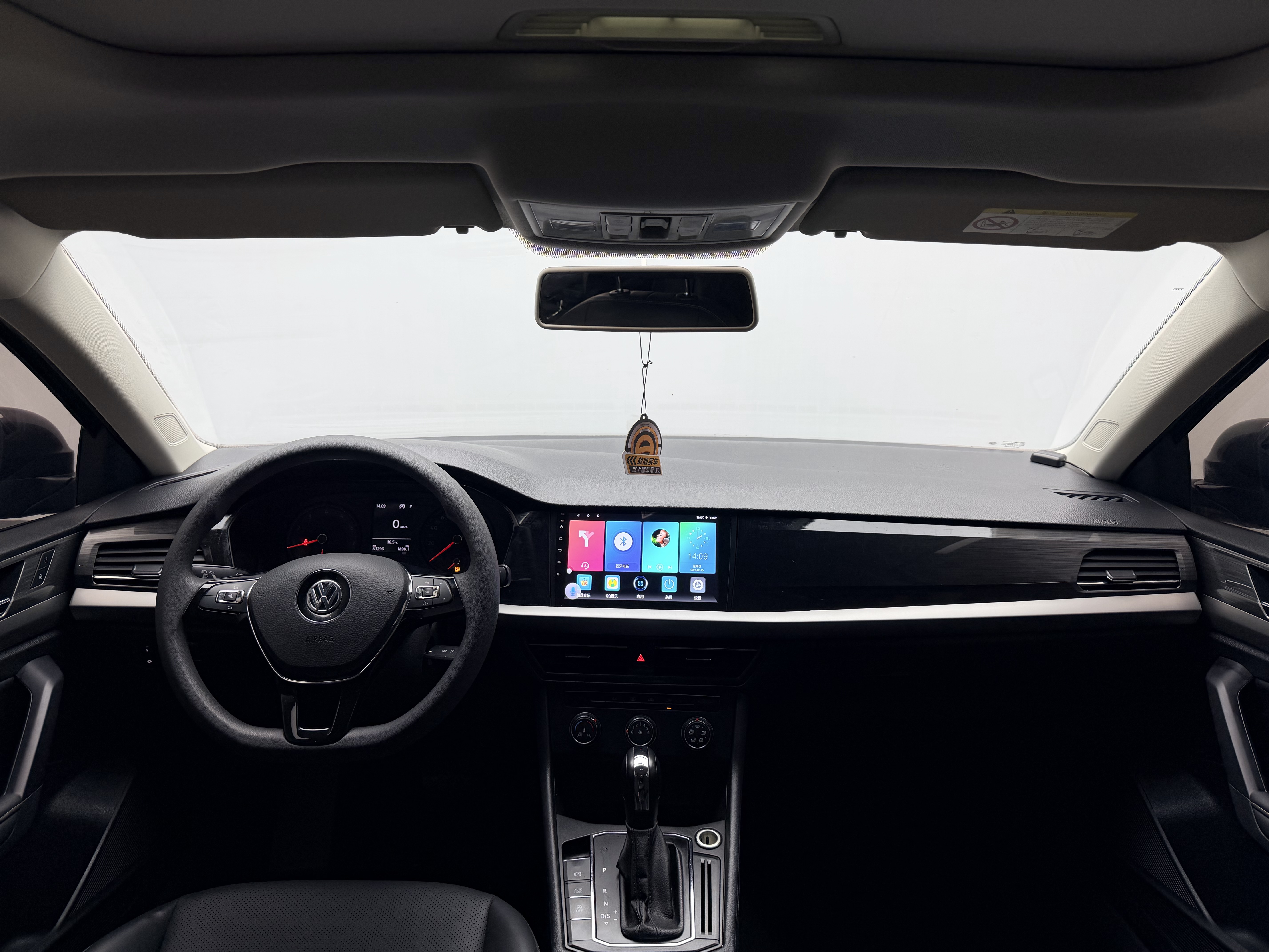 Volkswagen Lavida 2019 #11 Volkswagen Lavida 2019 car image #11