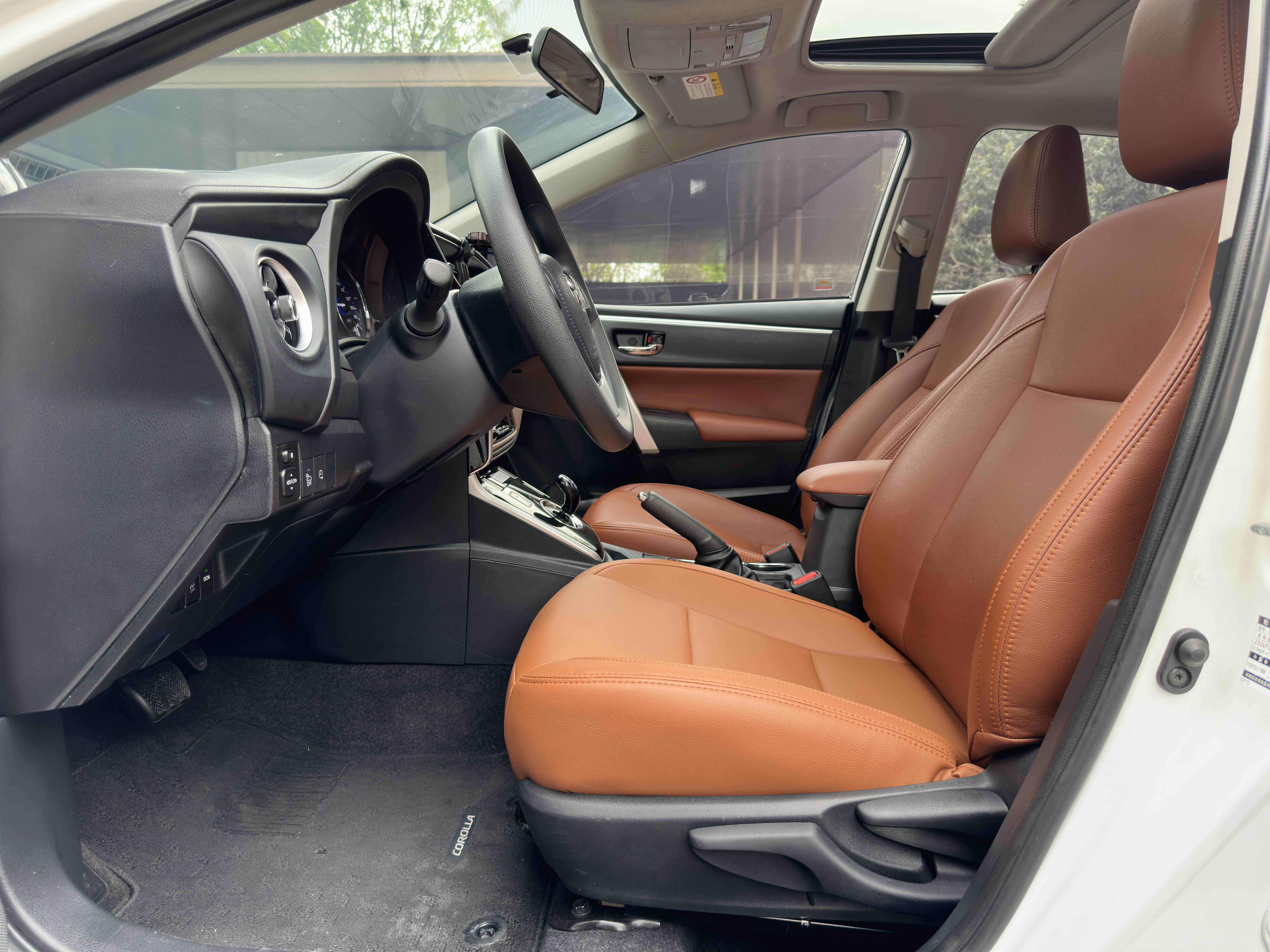 Toyota Corolla Hybird E+ 2019 car image #11