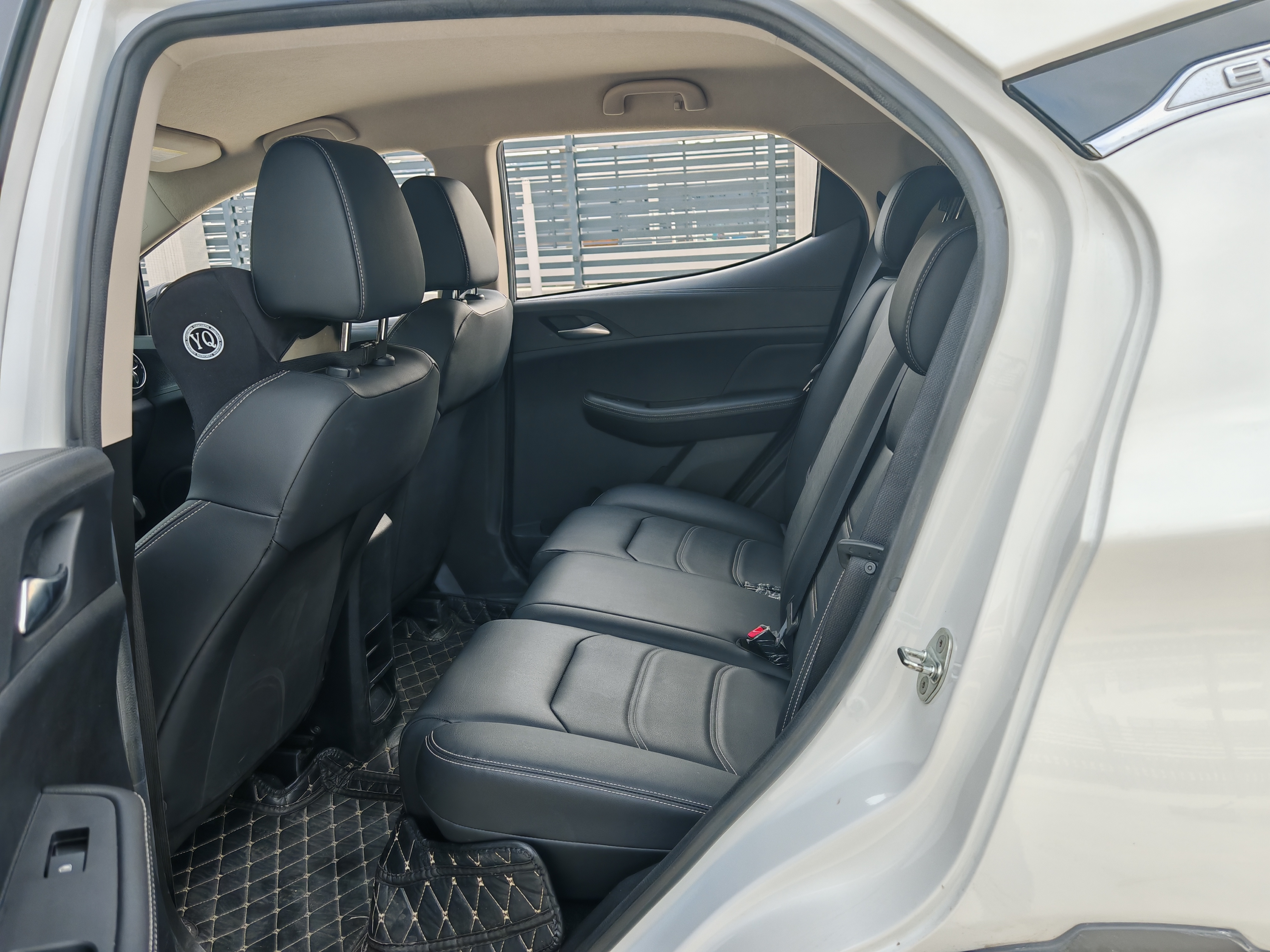 BYD Yuan New Energy 2020 car image #11