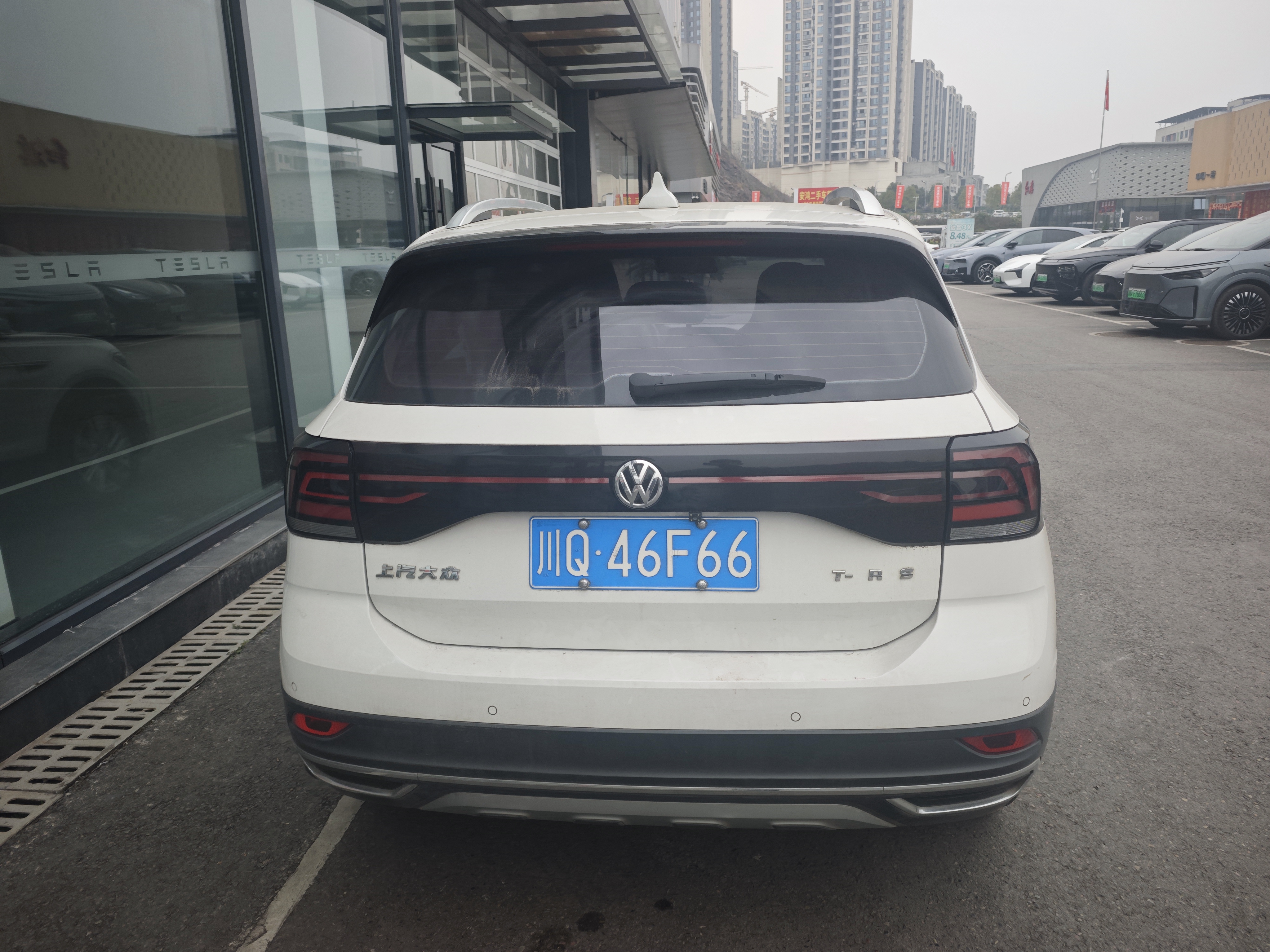 Volkswagen T-Cross 2019 car image #11
