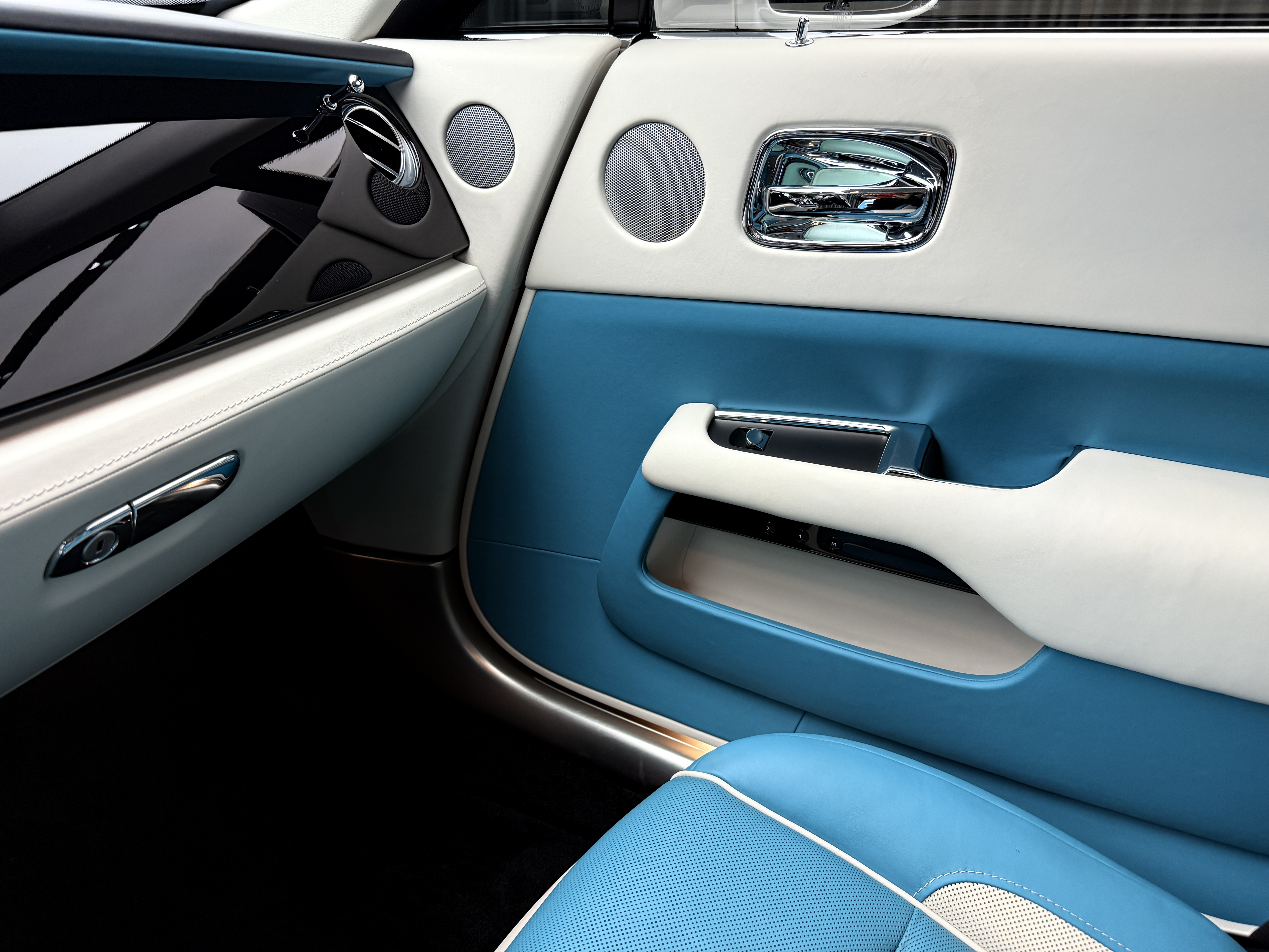 Rolls-Royce Wraith 2021 car image #11