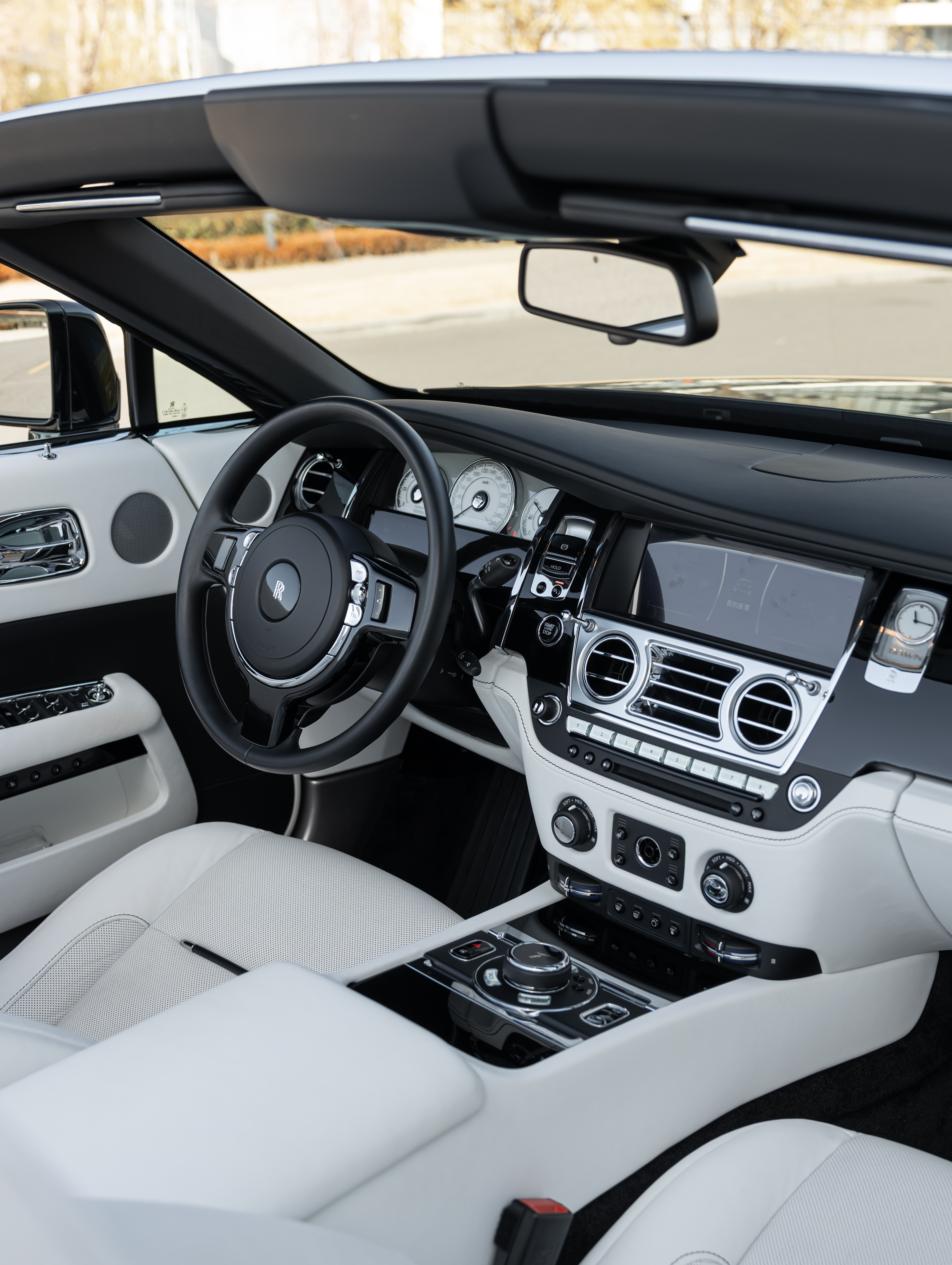 劳斯莱斯 曜影 2019 汽车图片 #11