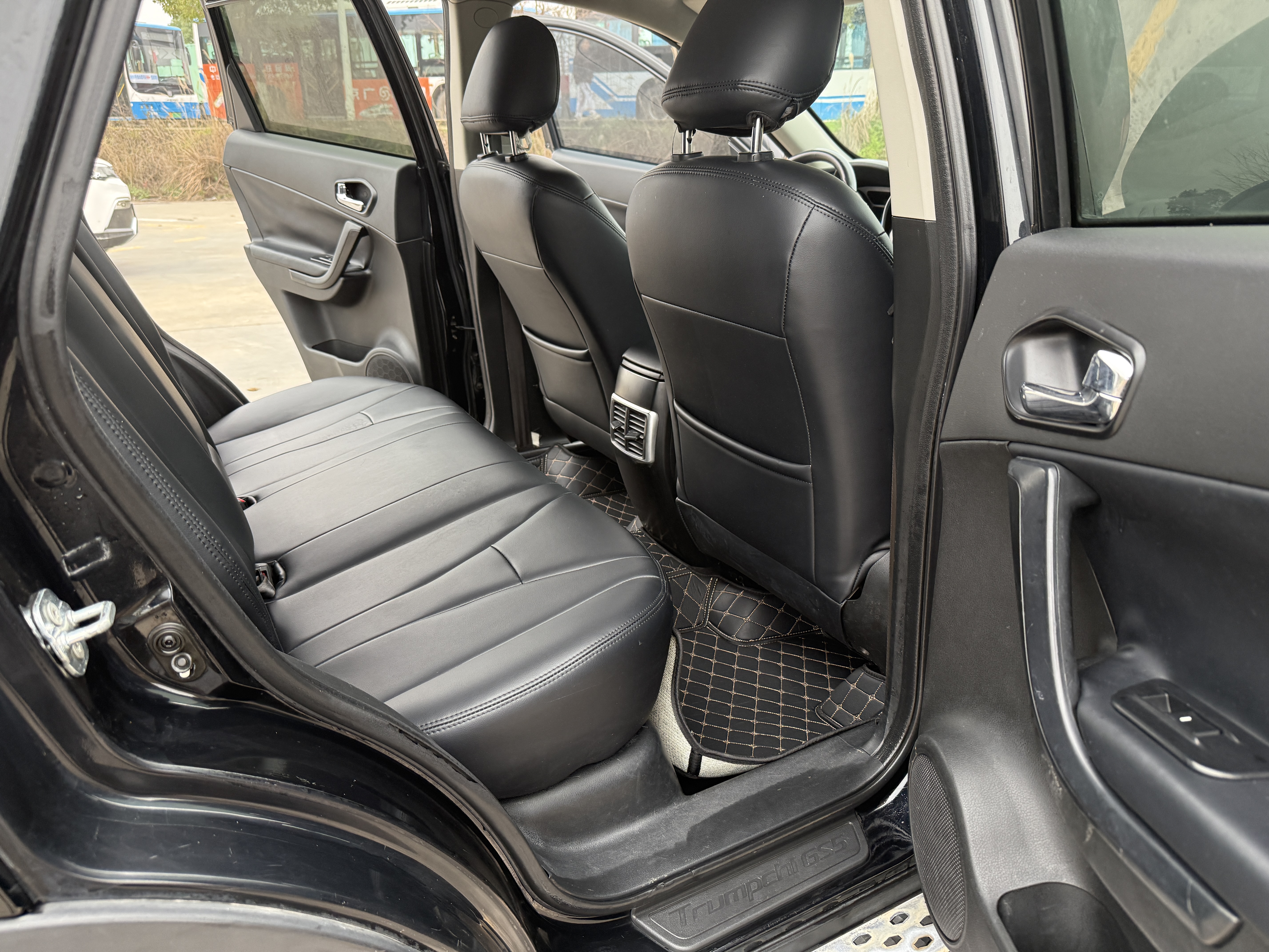 GAC Trumpchi GS5 2014 car image #11