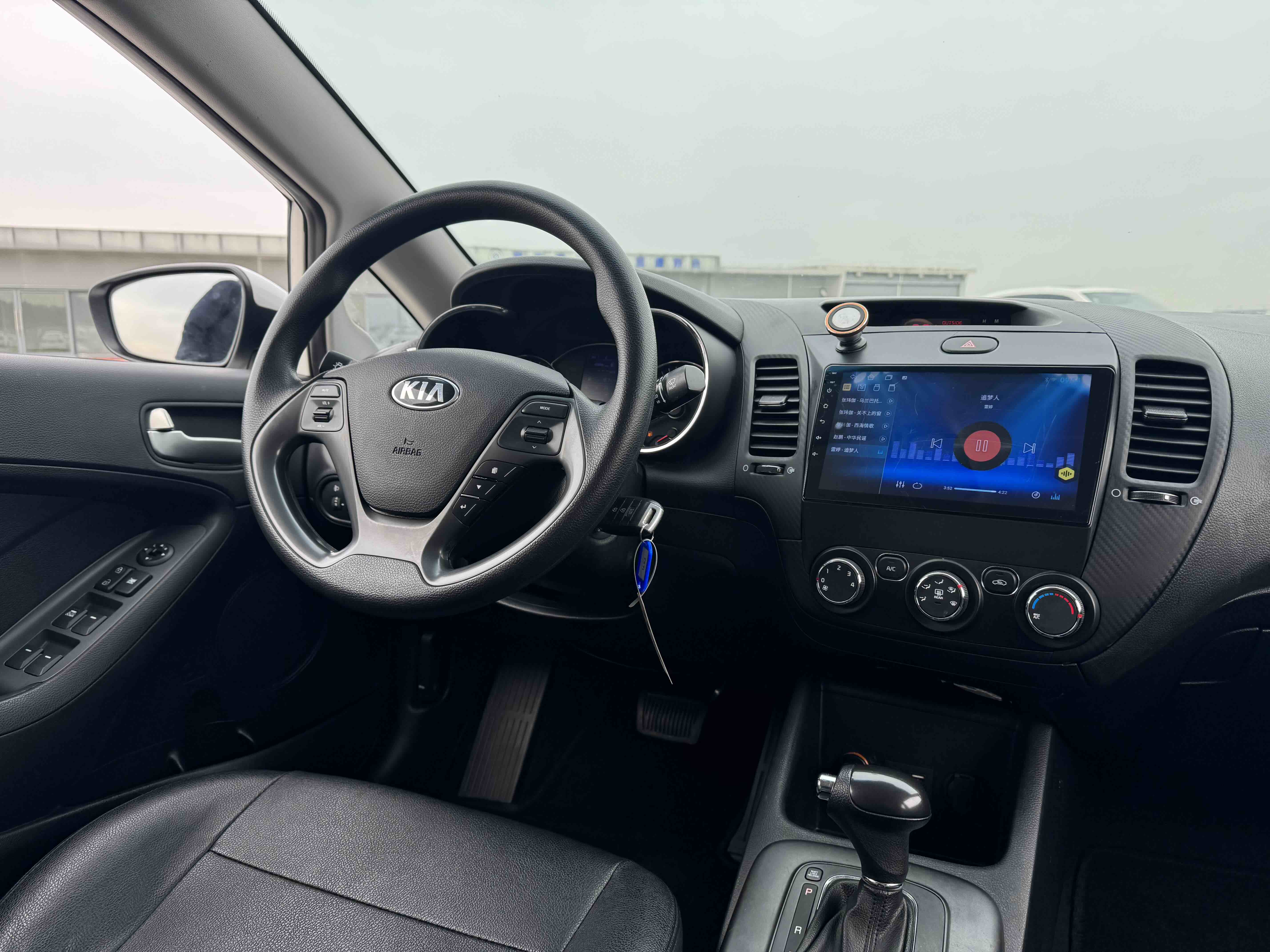 Kia K3 2016 #11 Kia K3 2016 car image #11