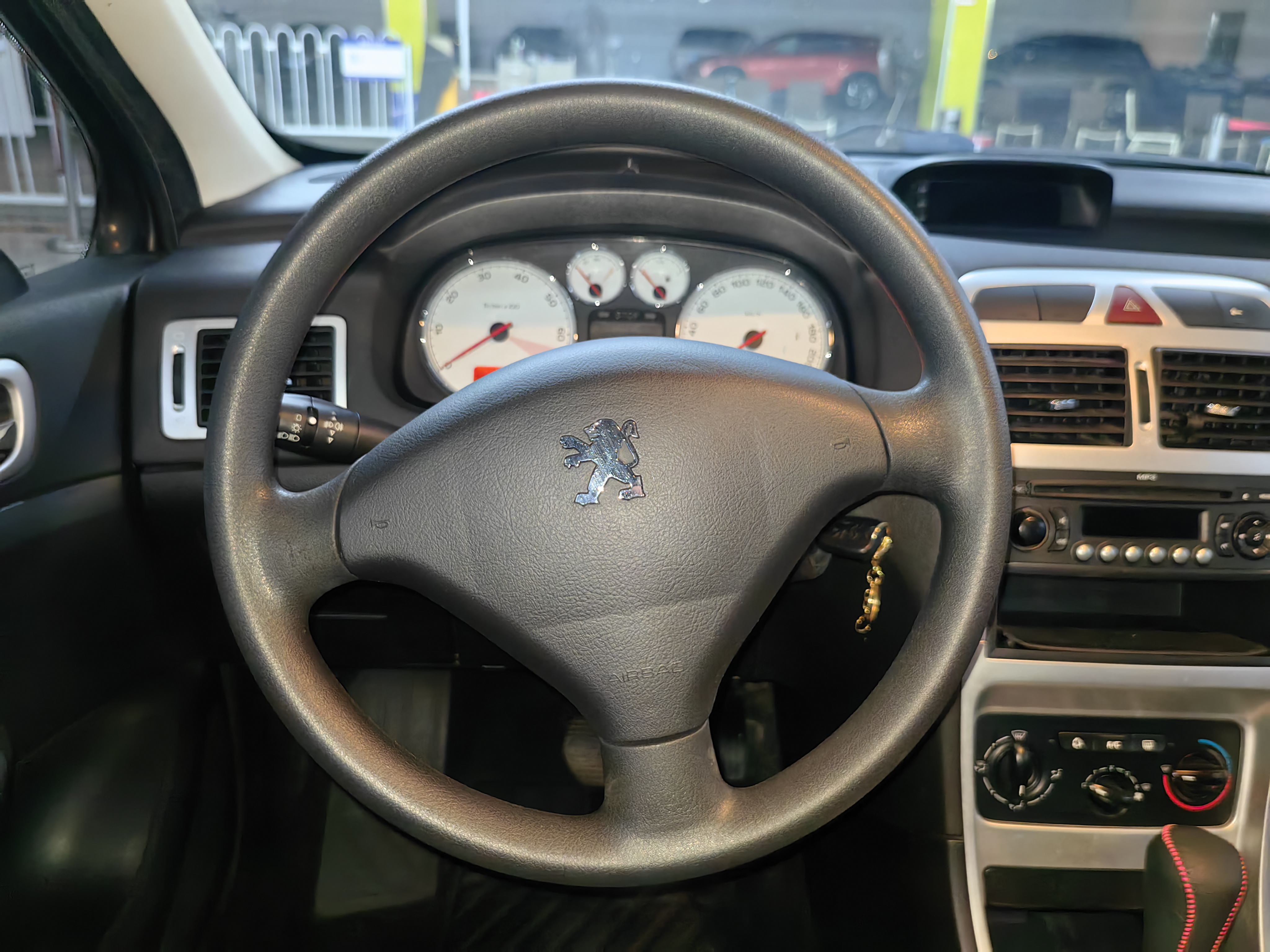 Peugeot 307 2011 car image #11