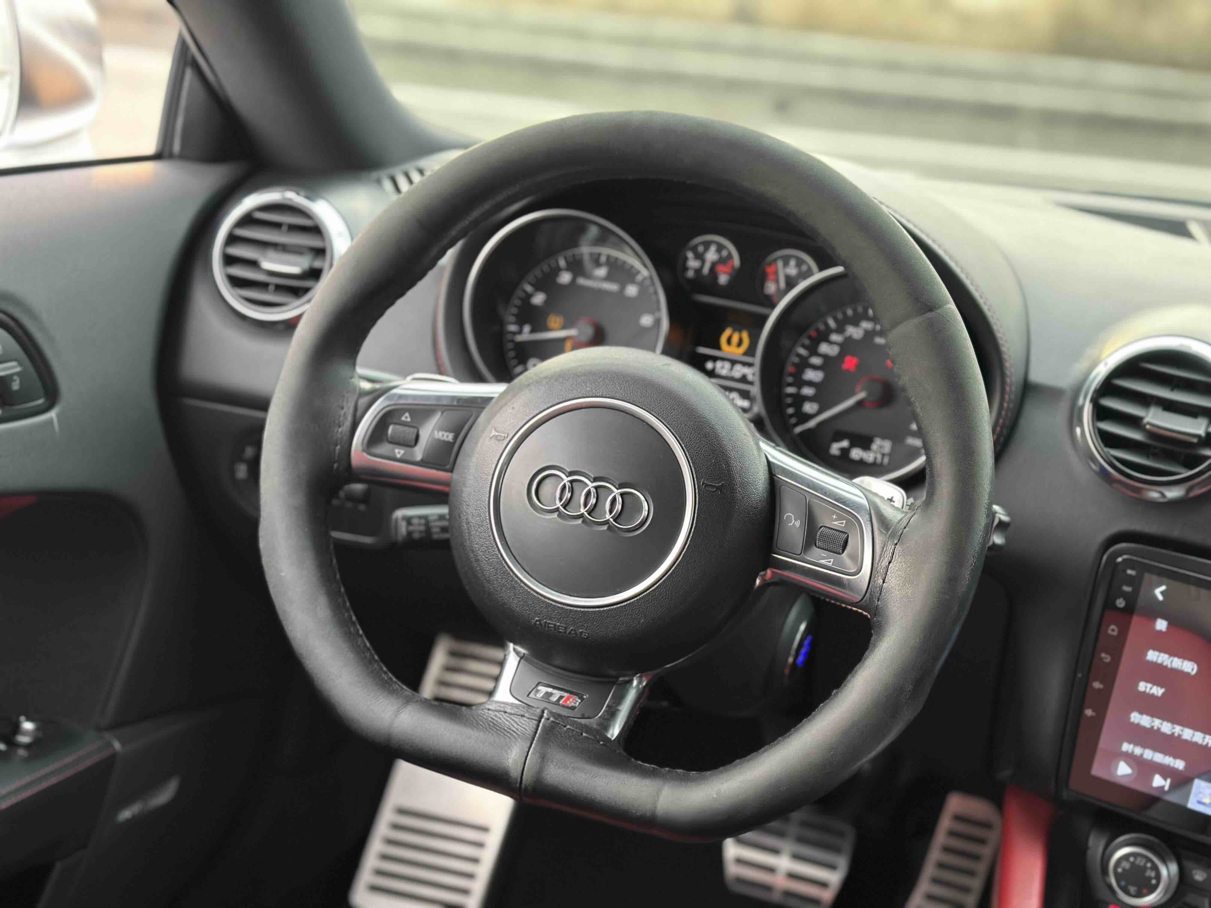 Audi TTS 2014 #11 Audi TTS 2014 car image #11