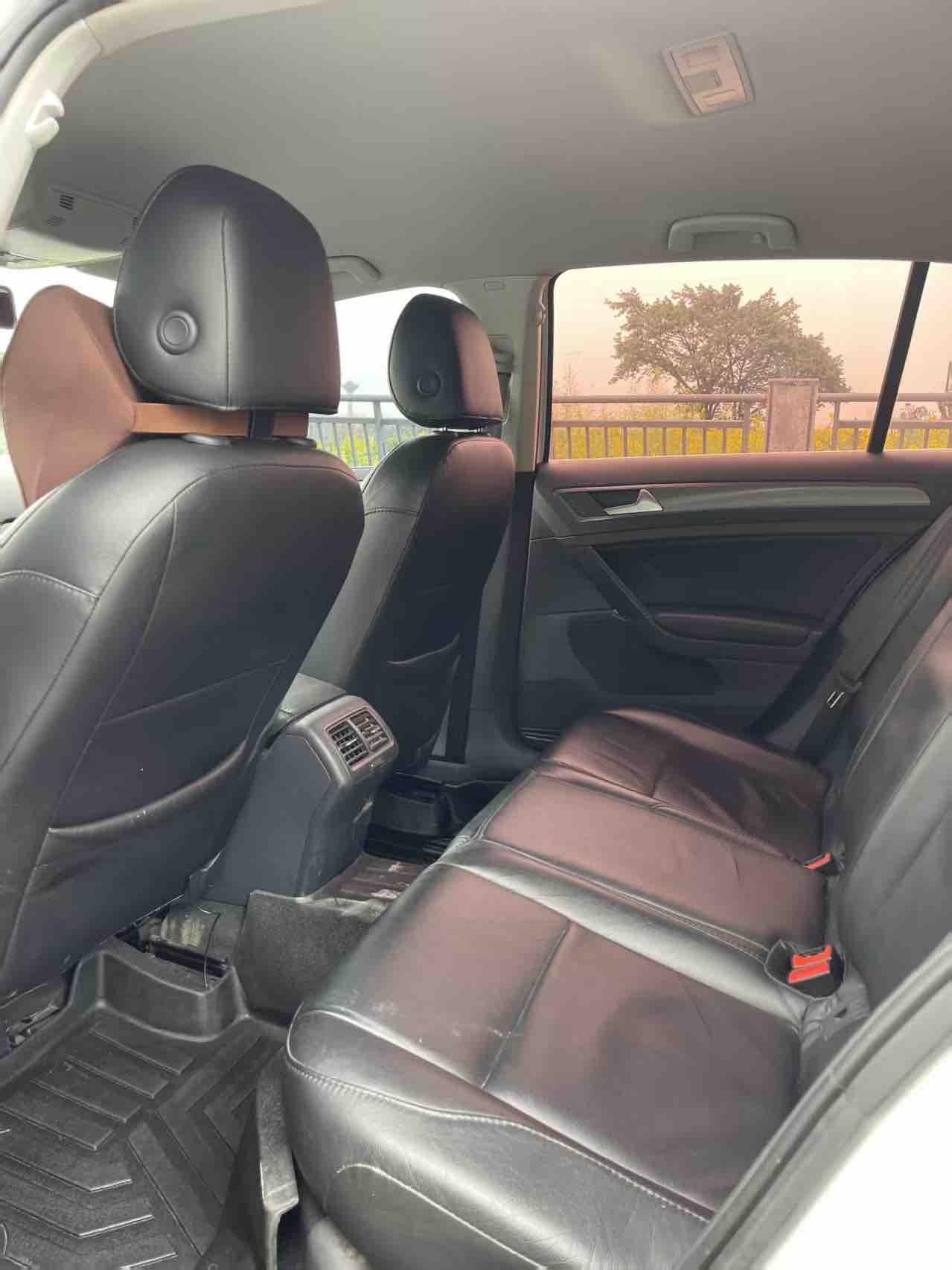 Volkswagen Golf 2016 car image #11
