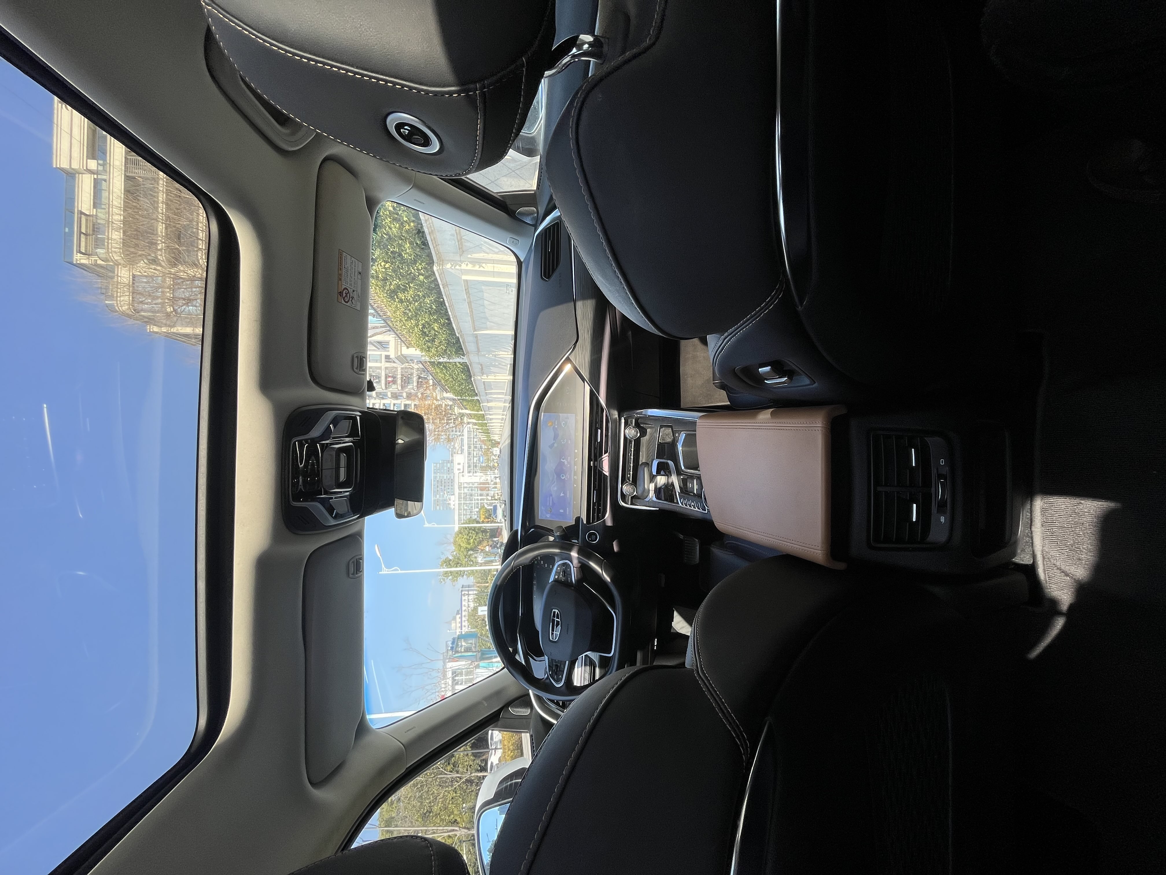 GEELY Tugella New Energy 2019 car image #11