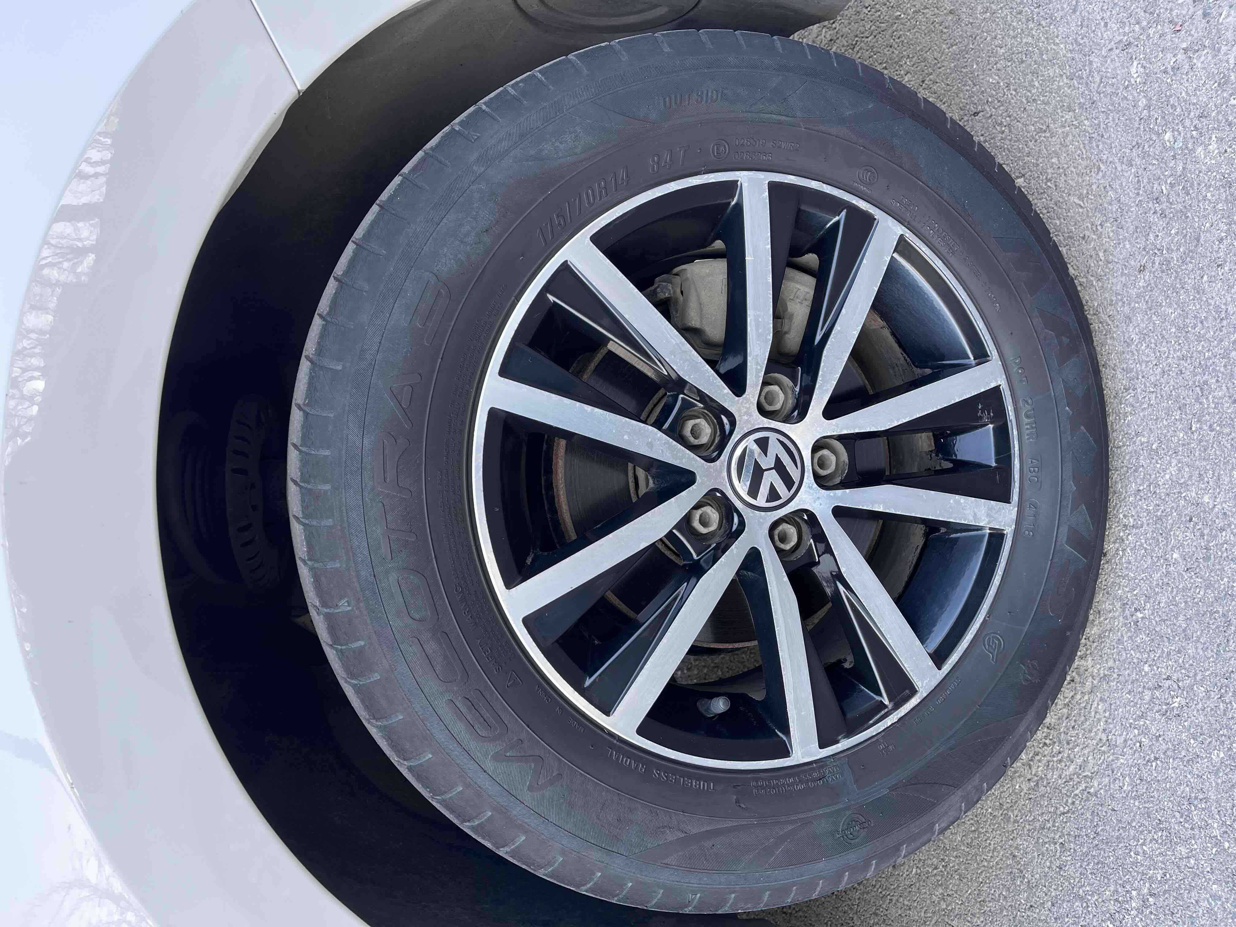 Santana 2019 car image #11