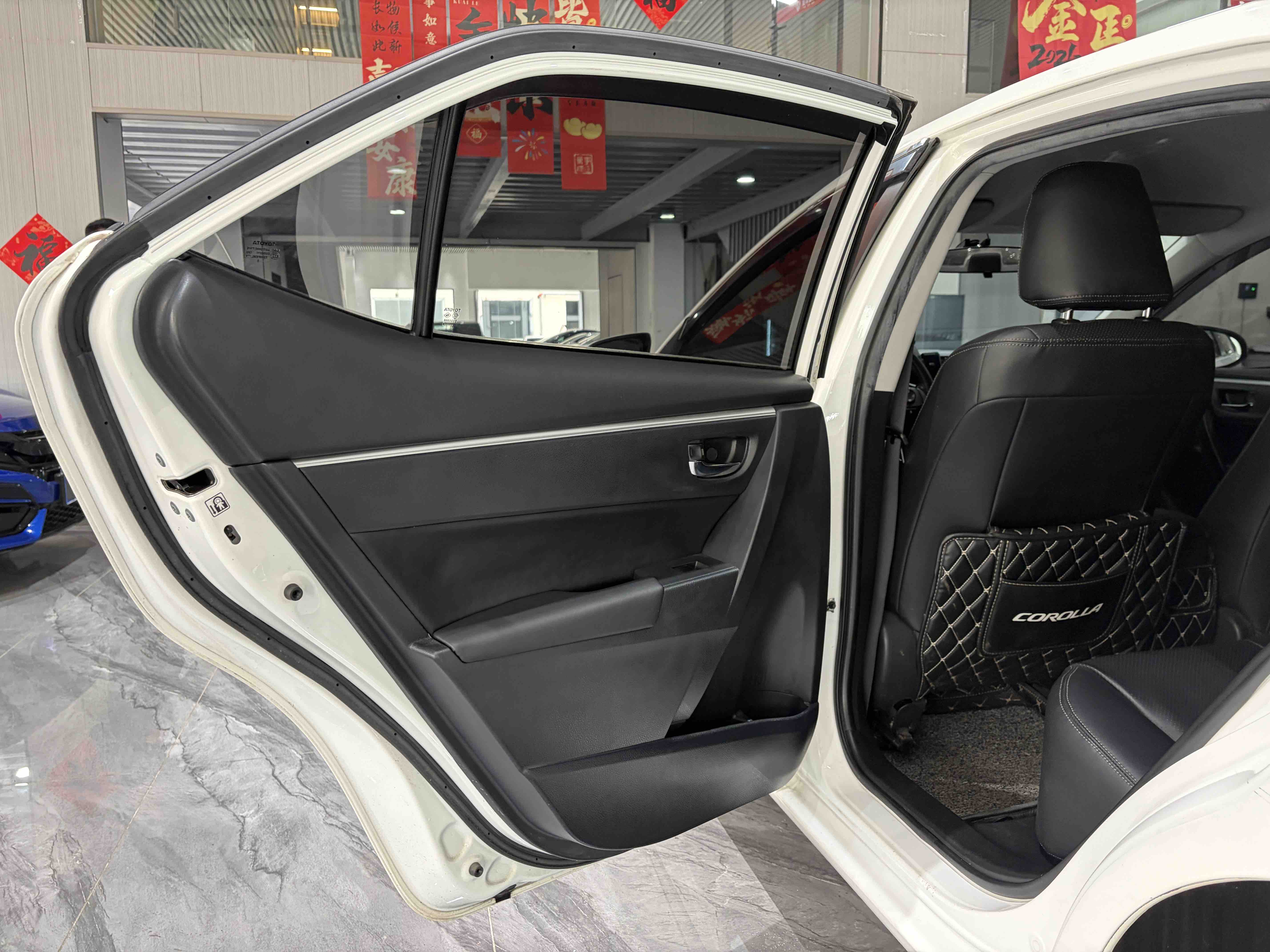 Toyota Corolla 2018 #11 Toyota Corolla 2018 car image #11