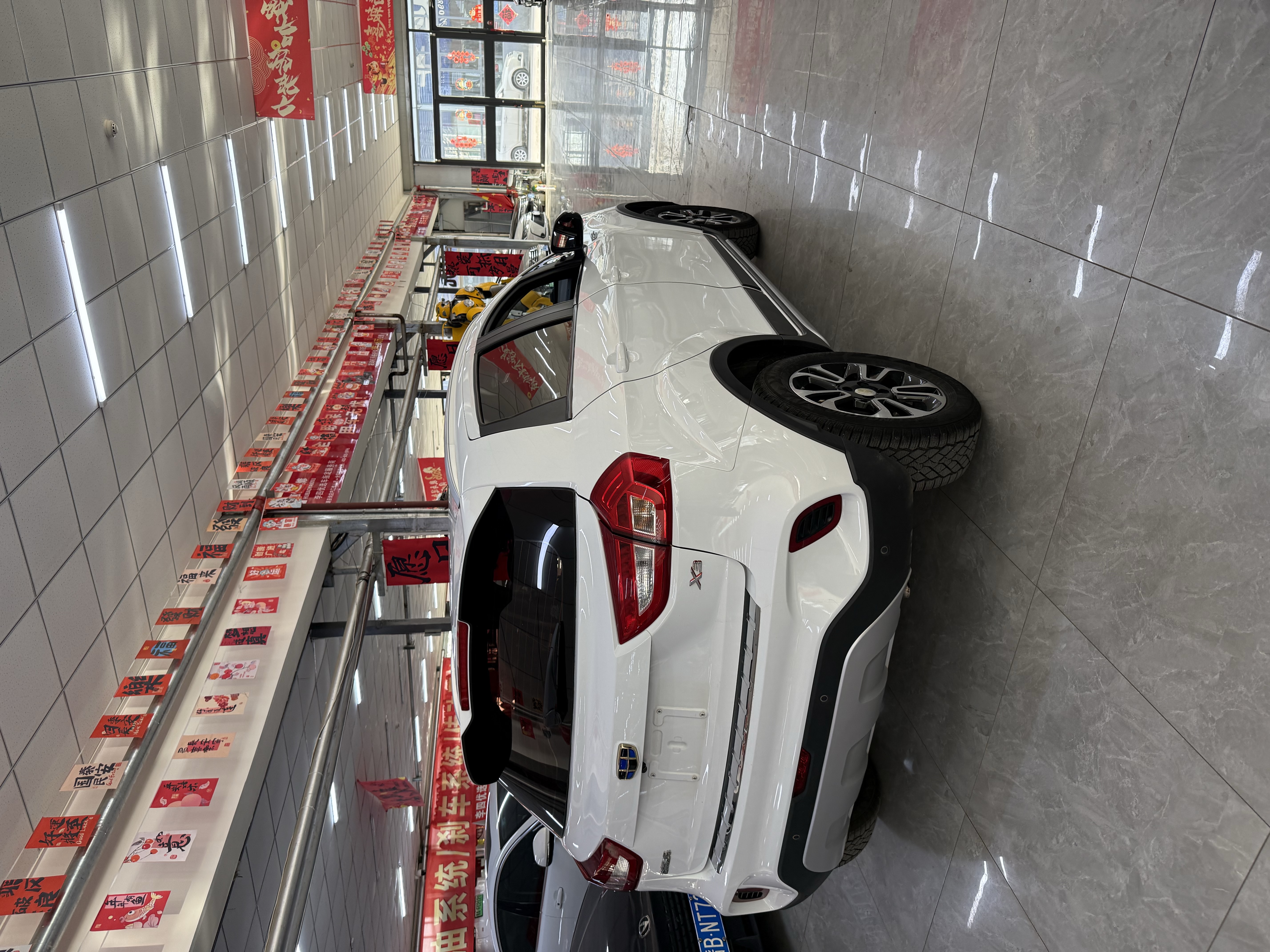 Vision X3 2019 immagine di auto #11