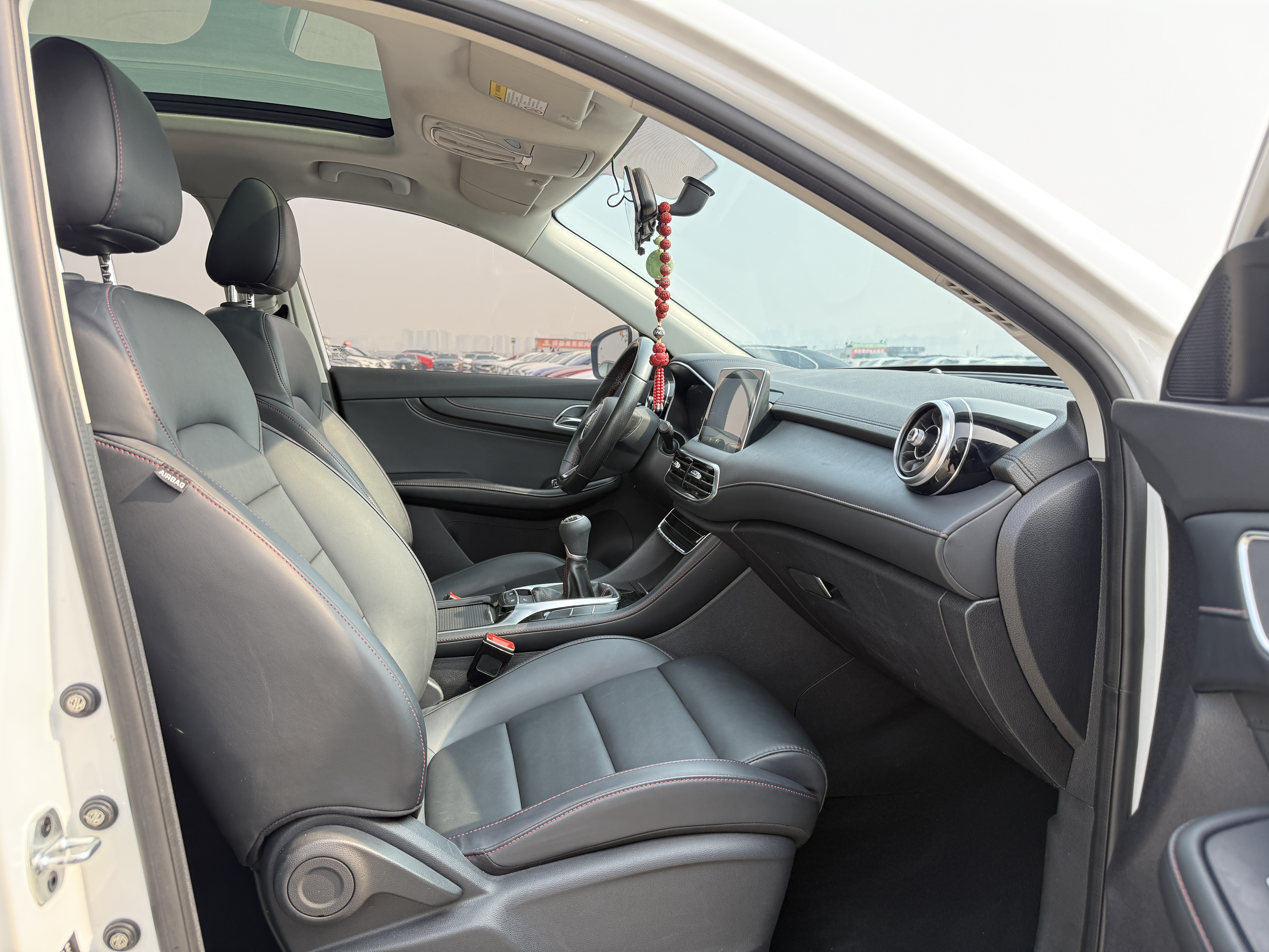 MG HS 2021 car image #11