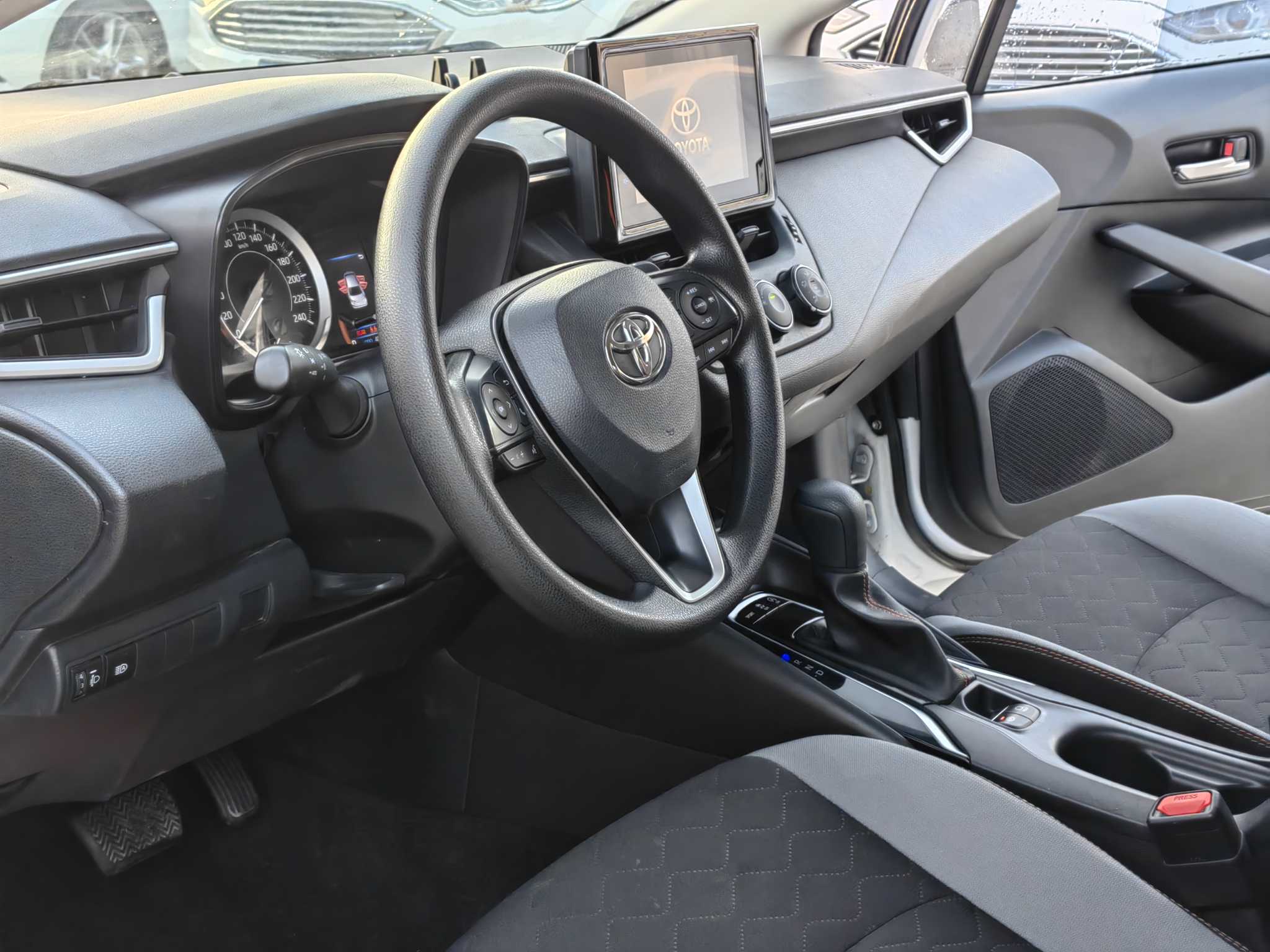 Toyota Corolla 2023 car image #11