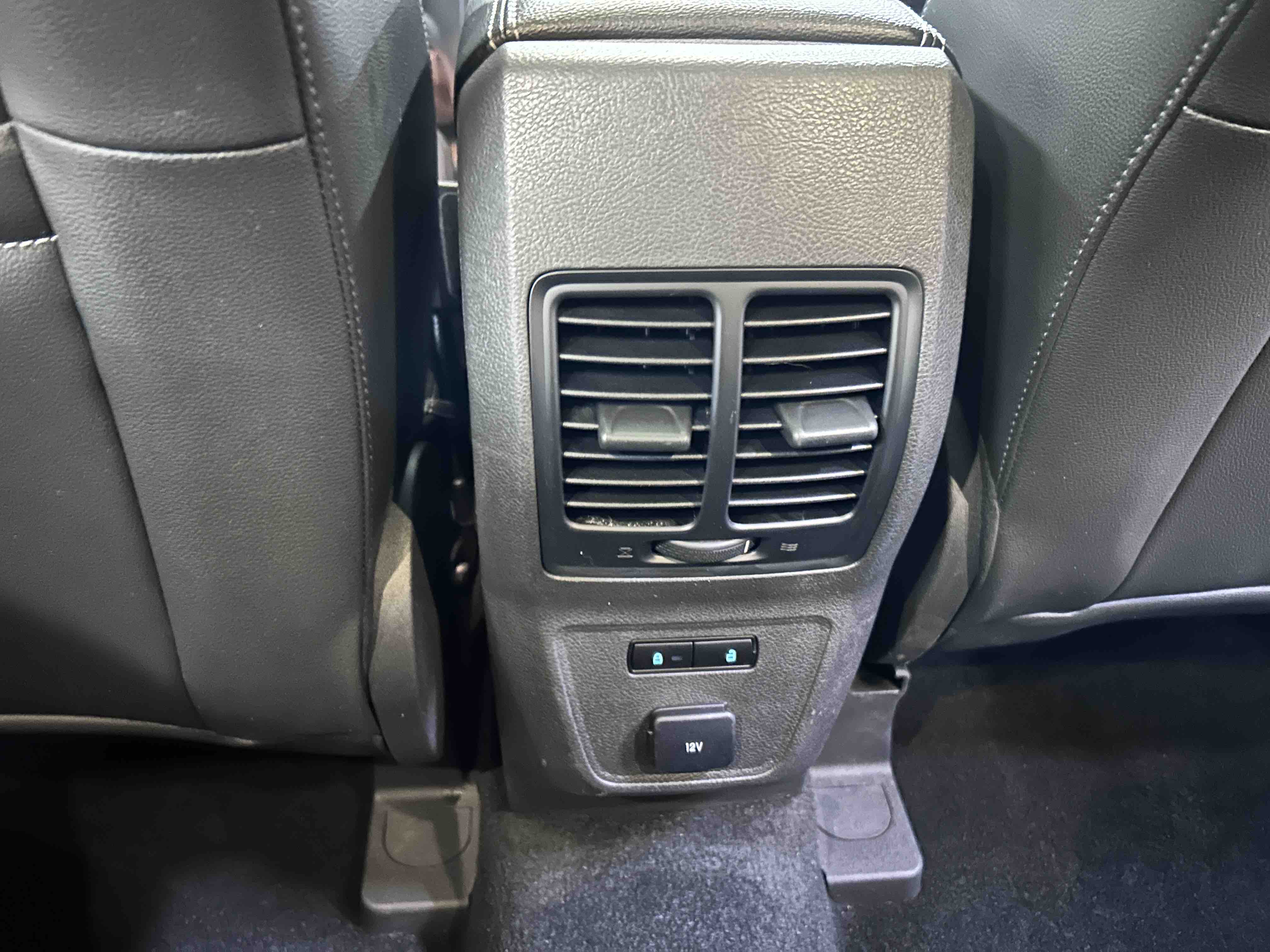 Ford Kuga 2021 car image #11