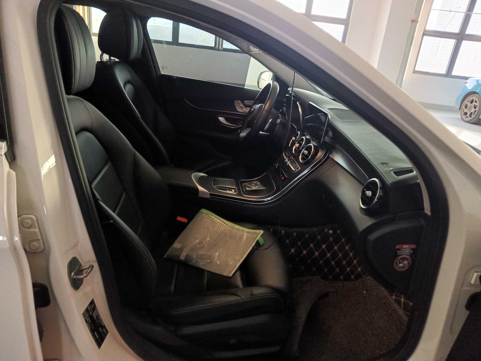Mercedes-Benz C Class 2019 #11 Mercedes-Benz C Class 2019 car image #11