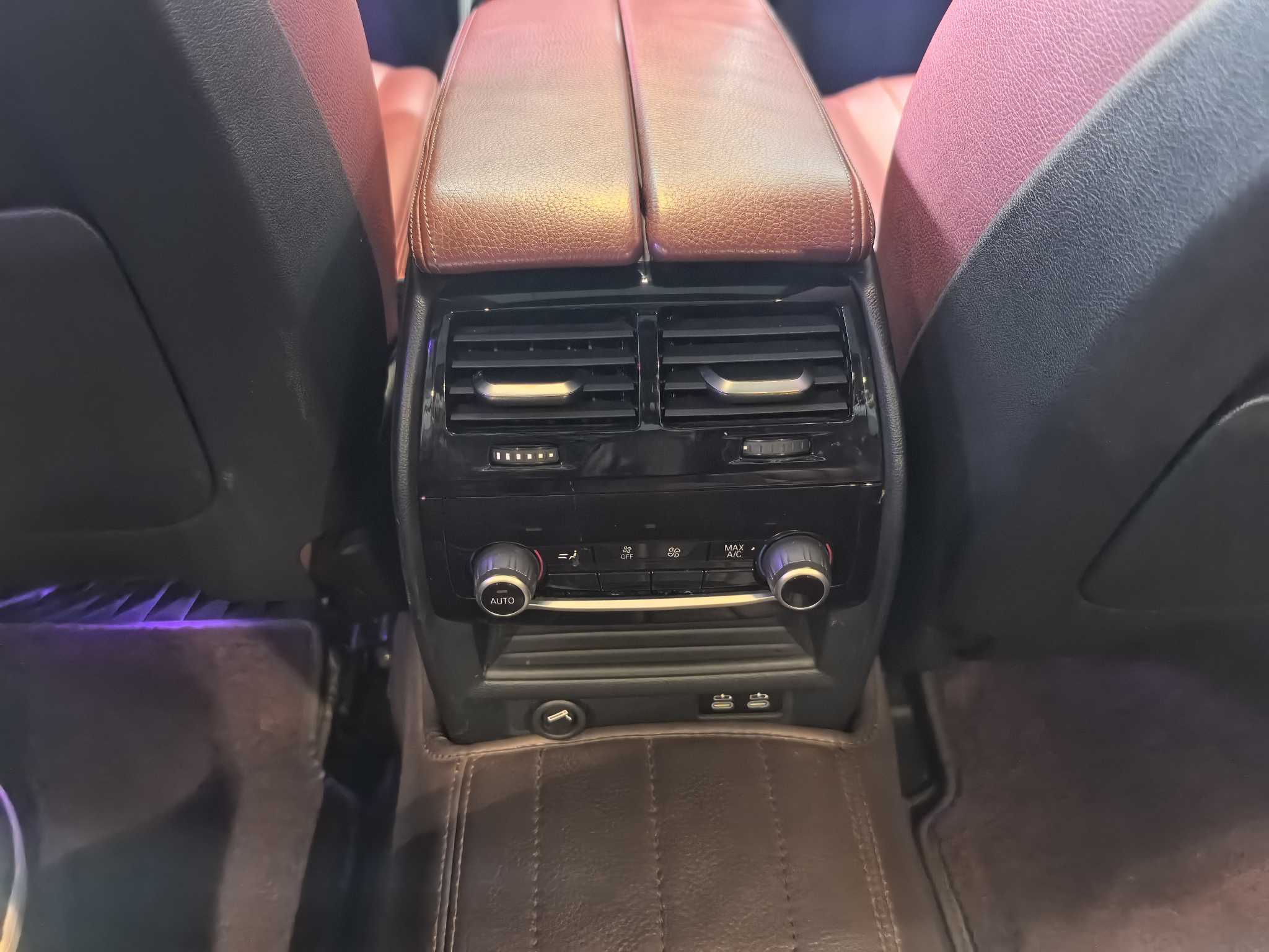 BMW 5 Series 2019 car image #11