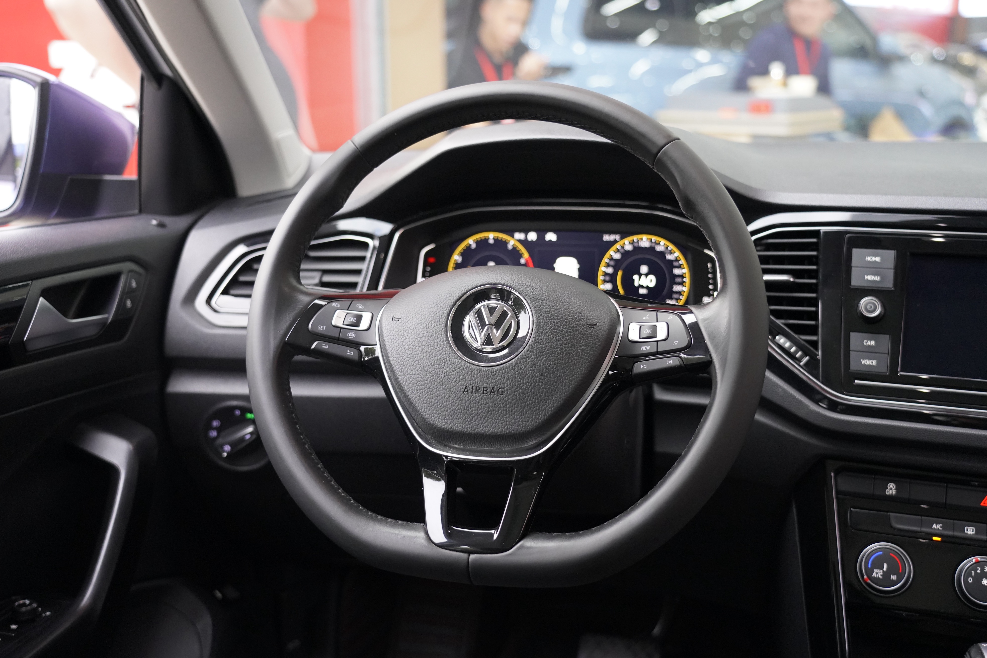 Volkswagen T-Roc 2020 #11 Volkswagen T-Roc 2020 car image #11
