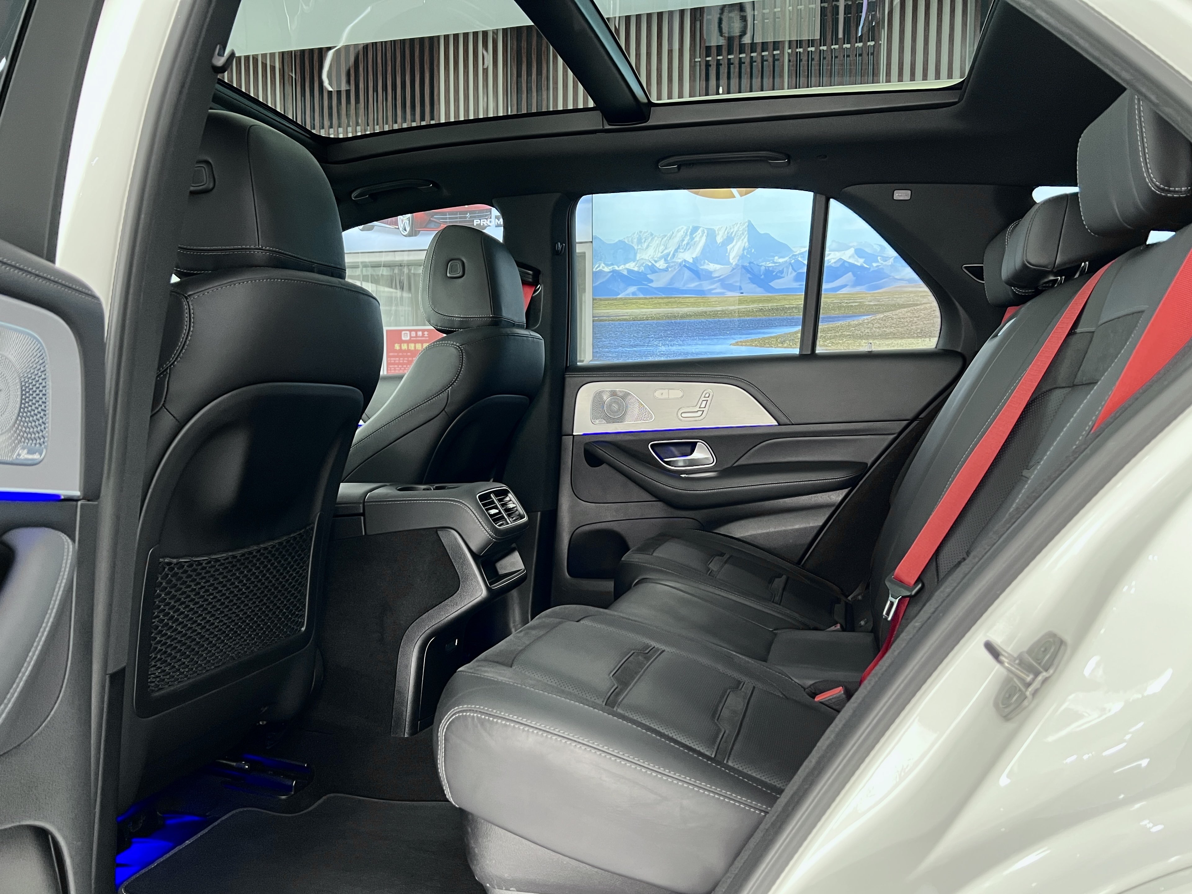 Mercedes-Benz GLE AMG 2020 car image #11