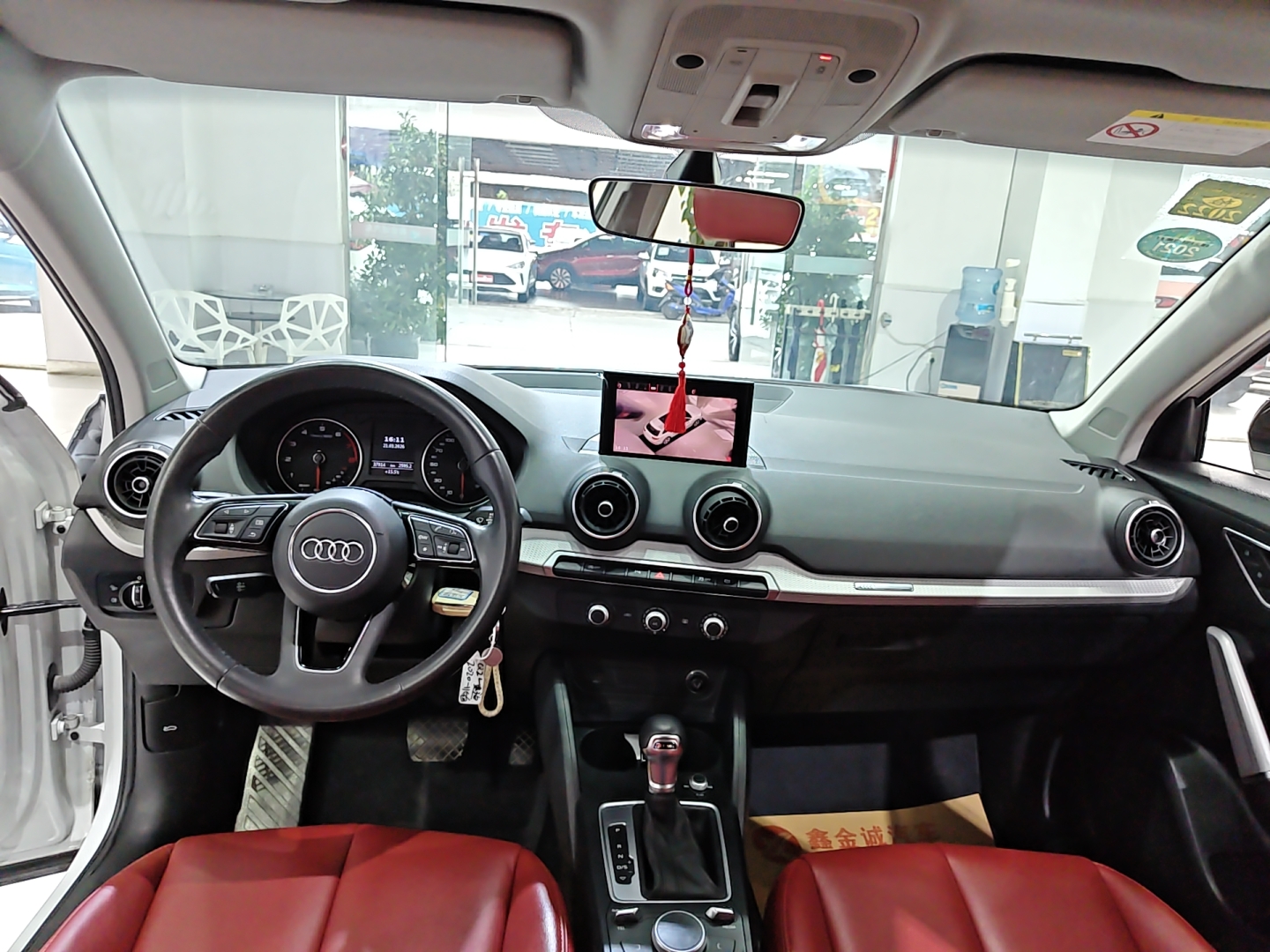 Audi Q2L 2020 صورة سيارة #11